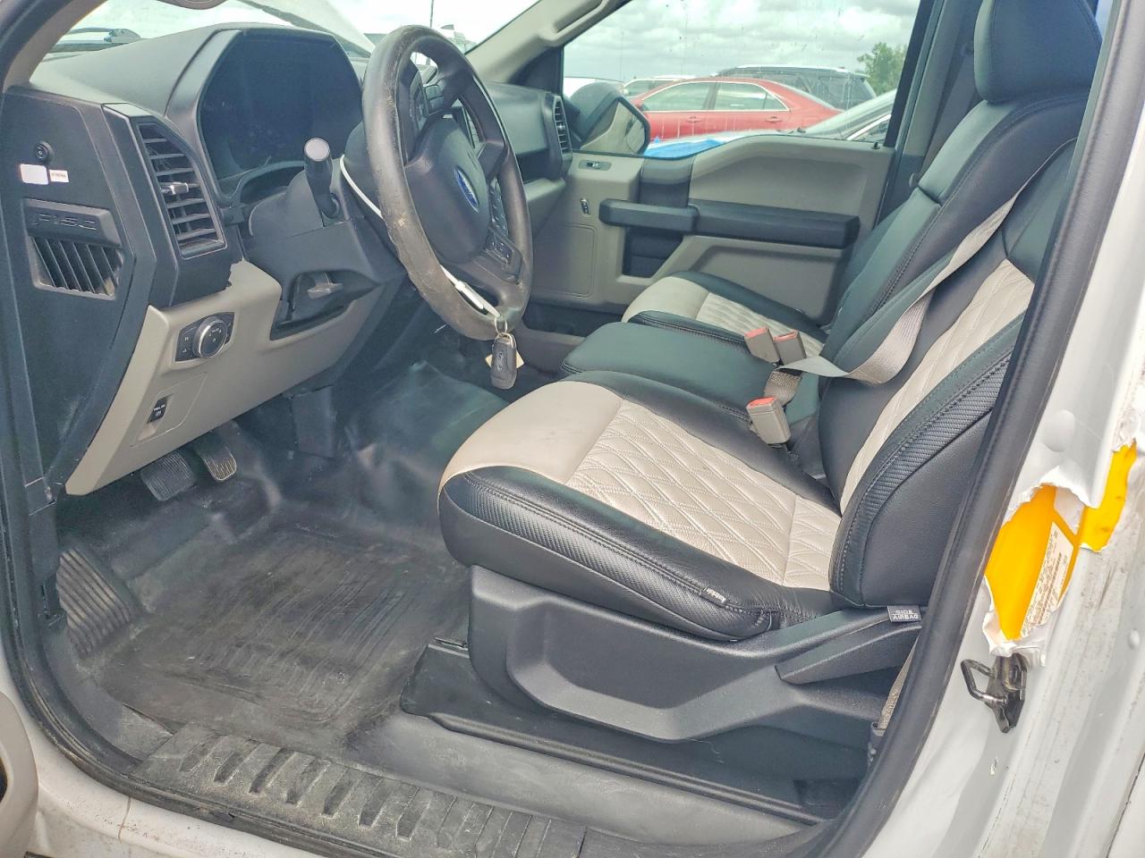 2018 Ford F150 Gray vin: 1FTMF1C57JKF08758
