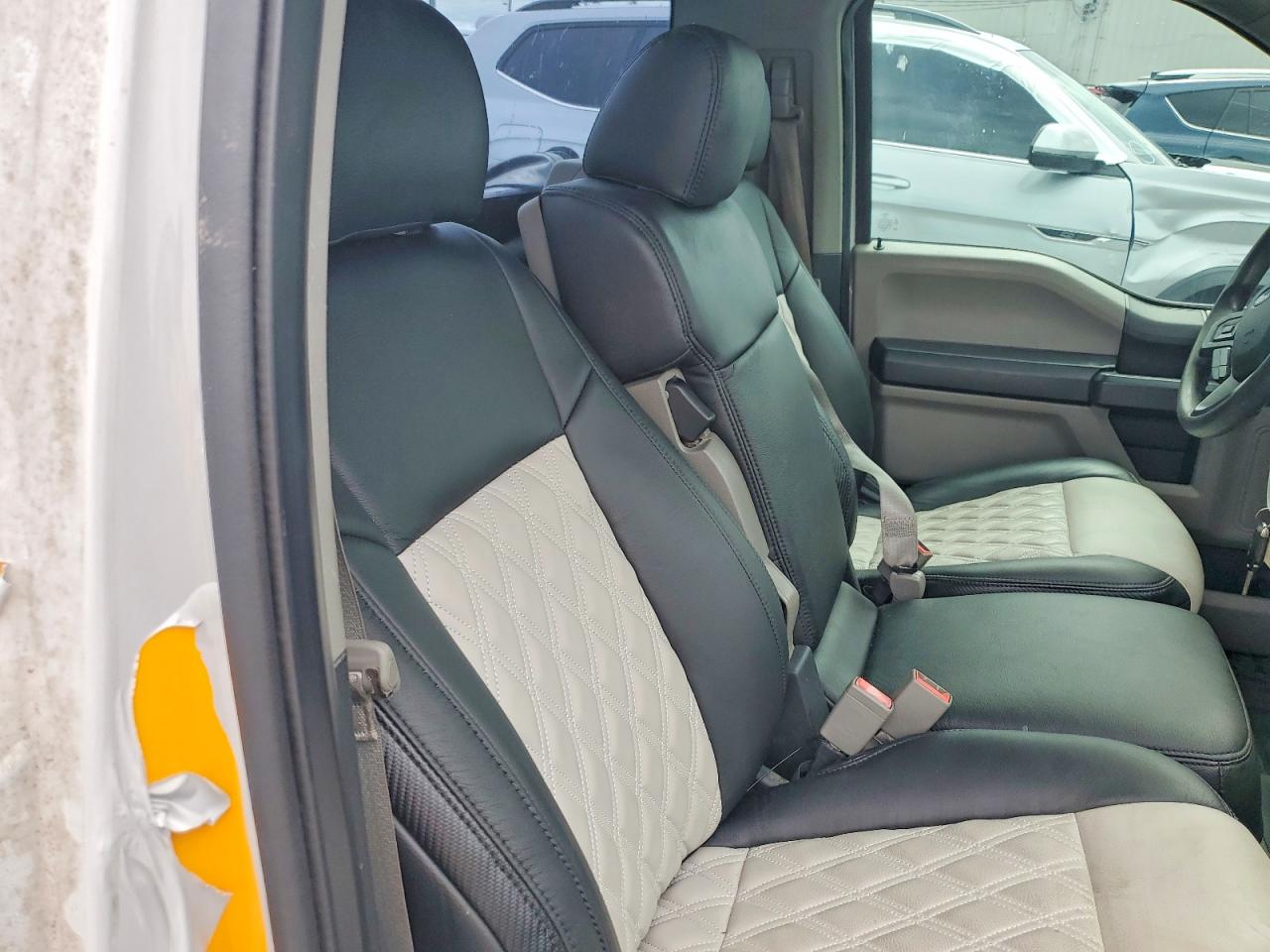 2018 Ford F150 Gray vin: 1FTMF1C57JKF08758