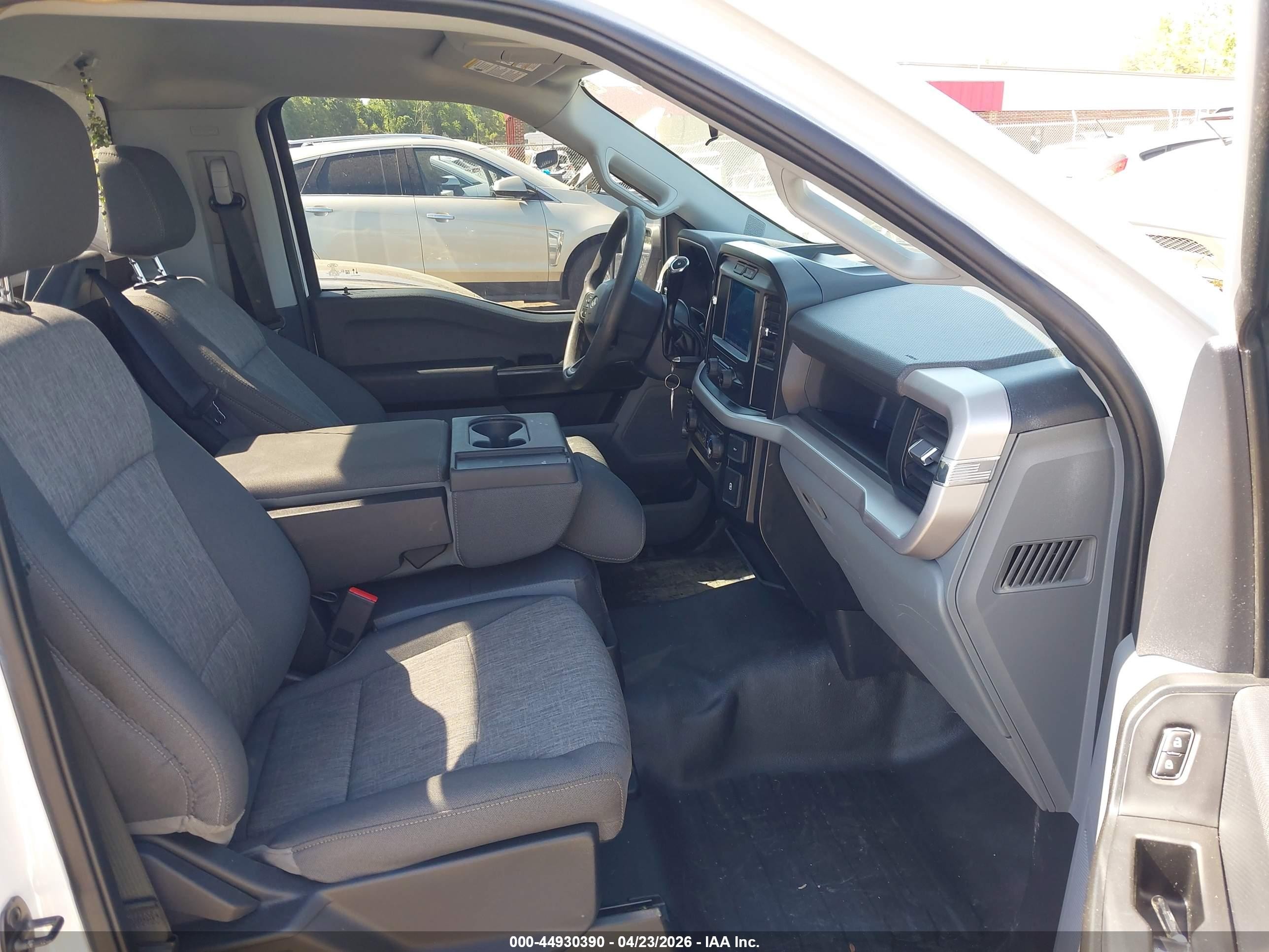 2023 Ford F-150 Xl Серый vin: 1FTMF1C58PKE69431