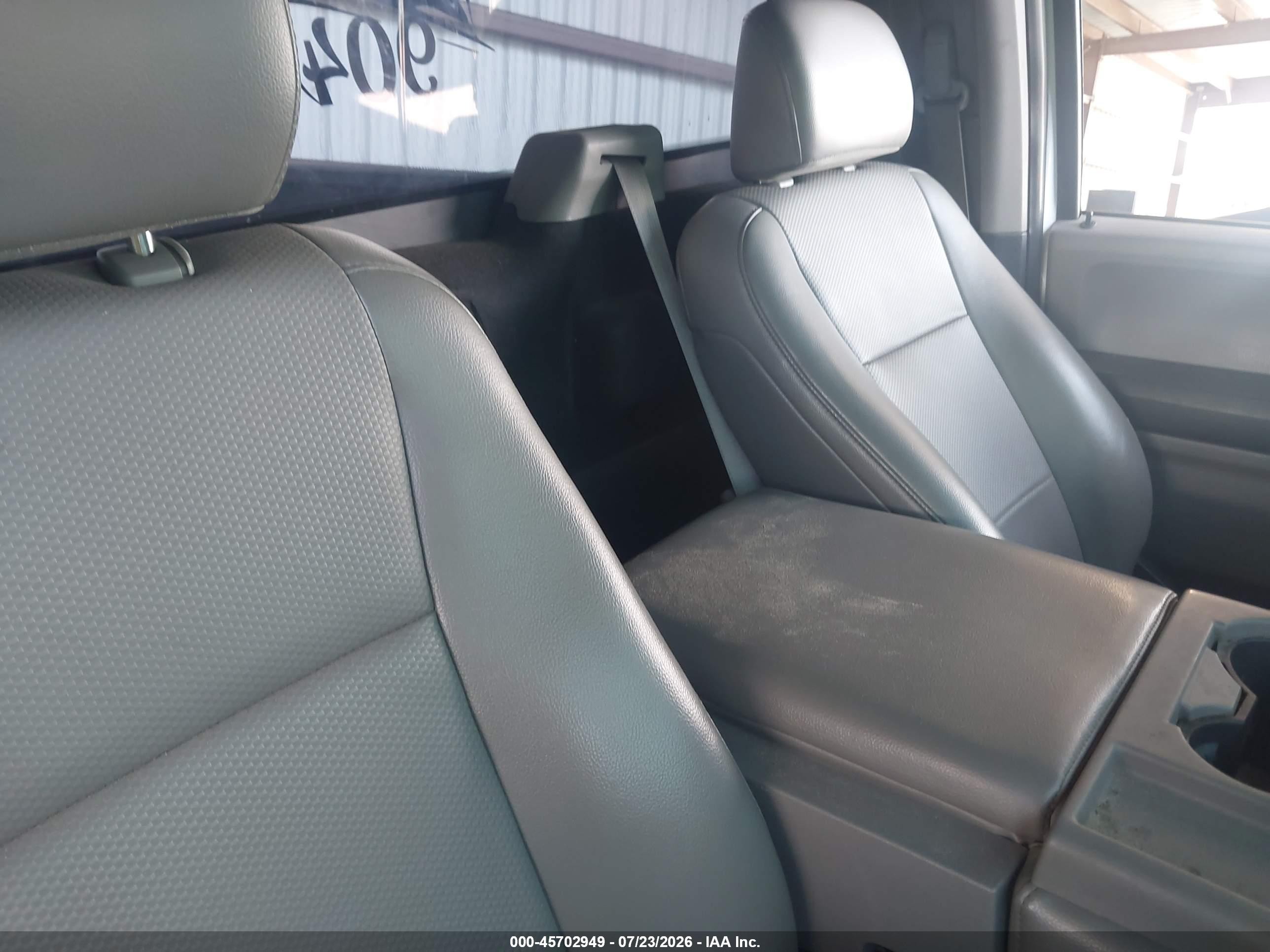 2015 Ford F-150 Xl White vin: 1FTMF1C82FFB63066