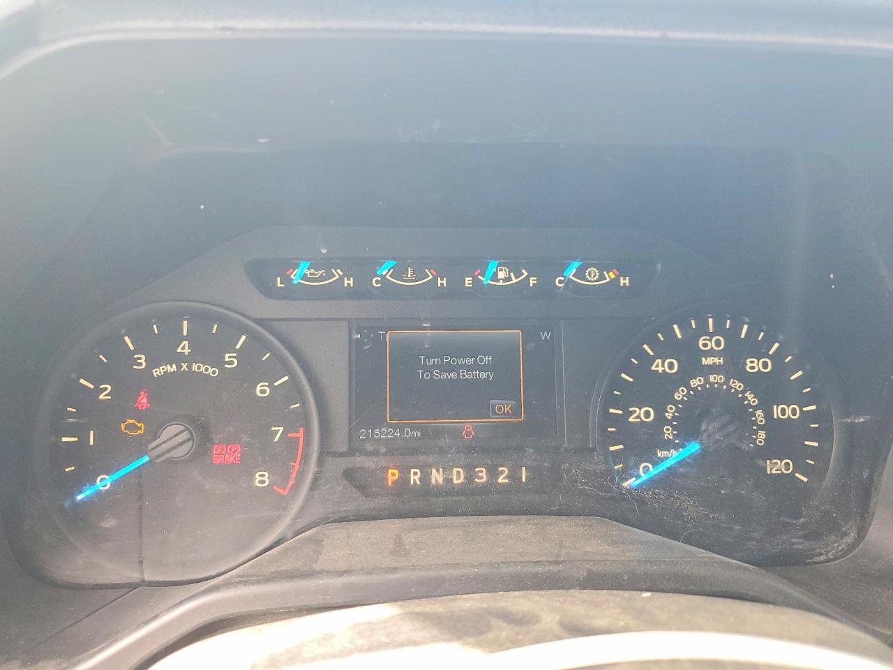 2015 Ford F150 White vin: 1FTMF1C82FKD70287