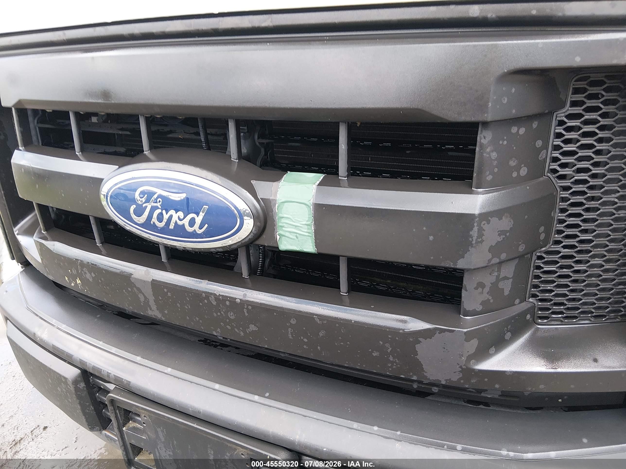 2015 Ford F-150 Xl/xlt Серебряный vin: 1FTMF1C82FKD85047