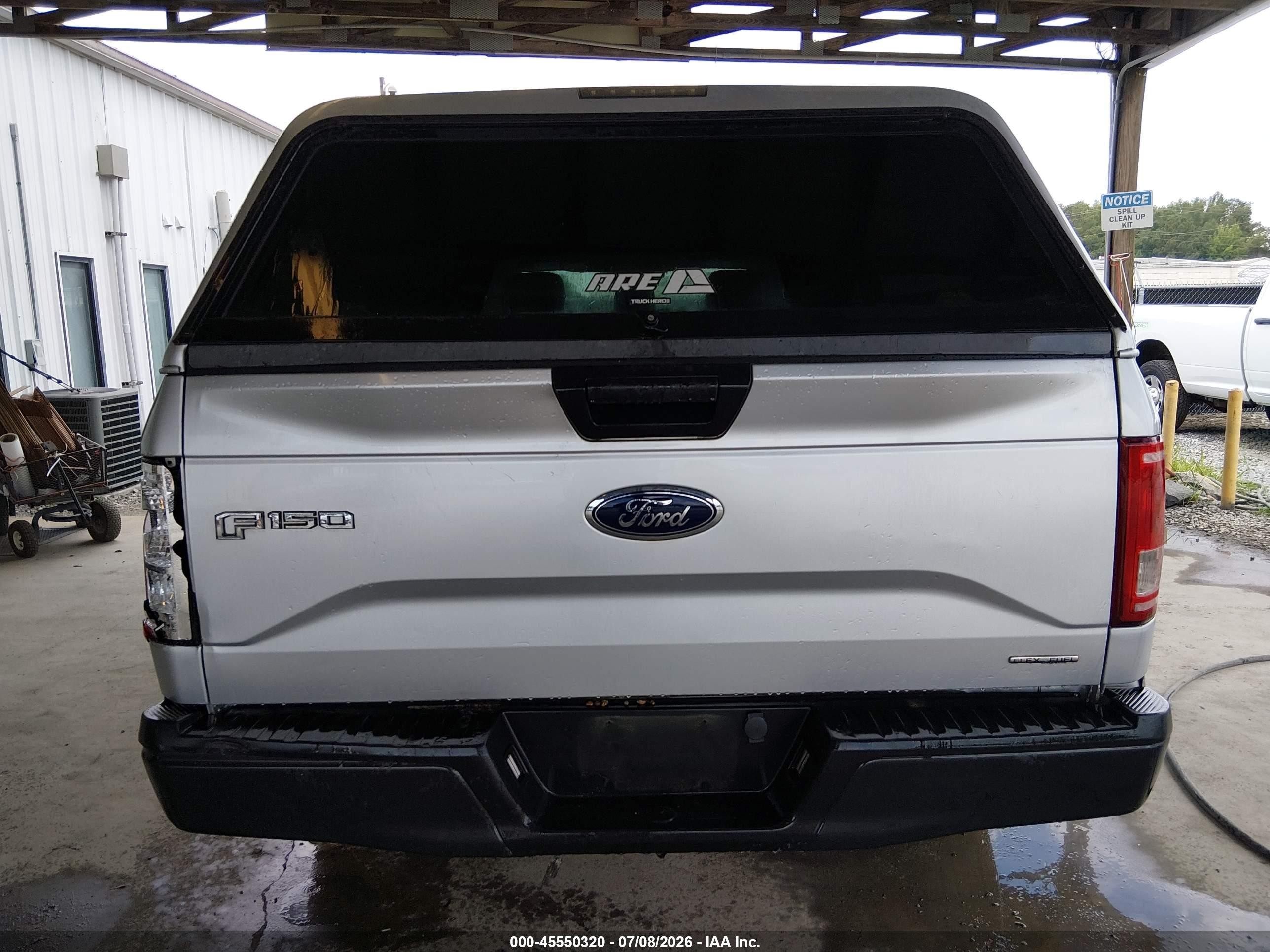 2015 Ford F-150 Xl/xlt Серебряный vin: 1FTMF1C82FKD85047