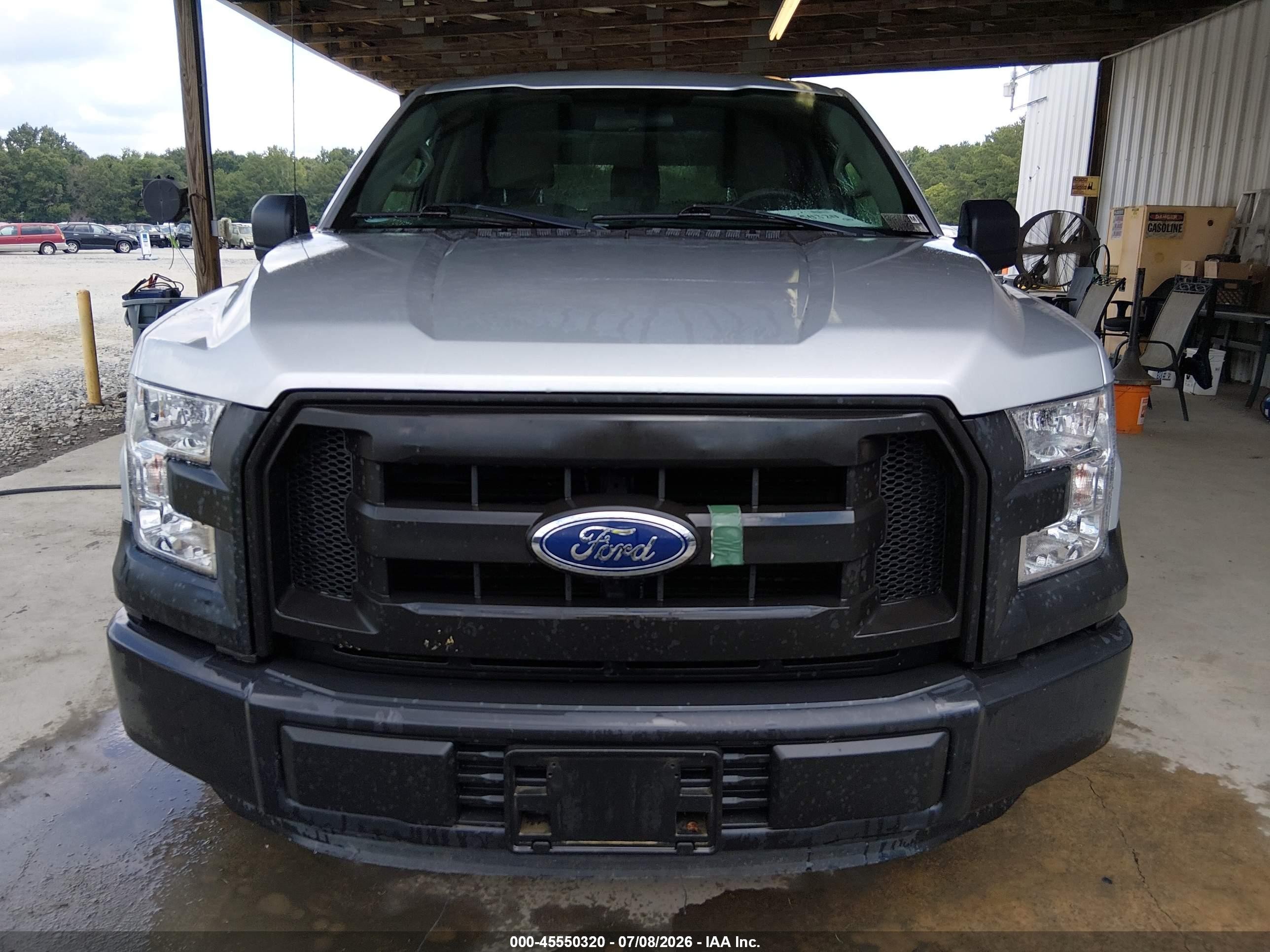 2015 Ford F-150 Xl/xlt Серебряный vin: 1FTMF1C82FKD85047