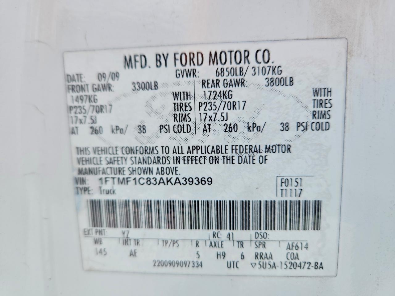 2010 Ford F150 White vin: 1FTMF1C83AKA39369