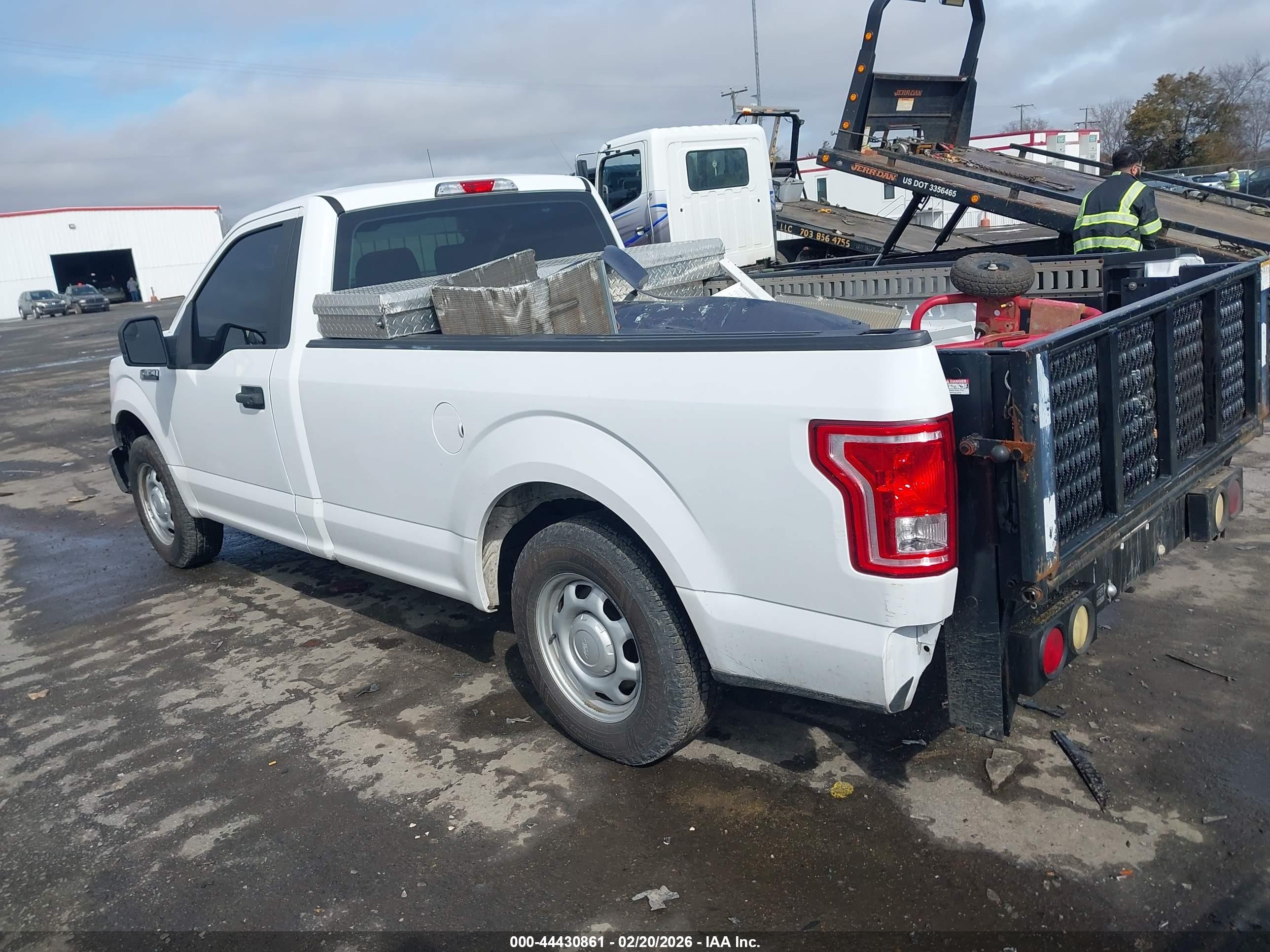 2017 Ford F-150 Xl White vin: 1FTMF1C83HKD20128