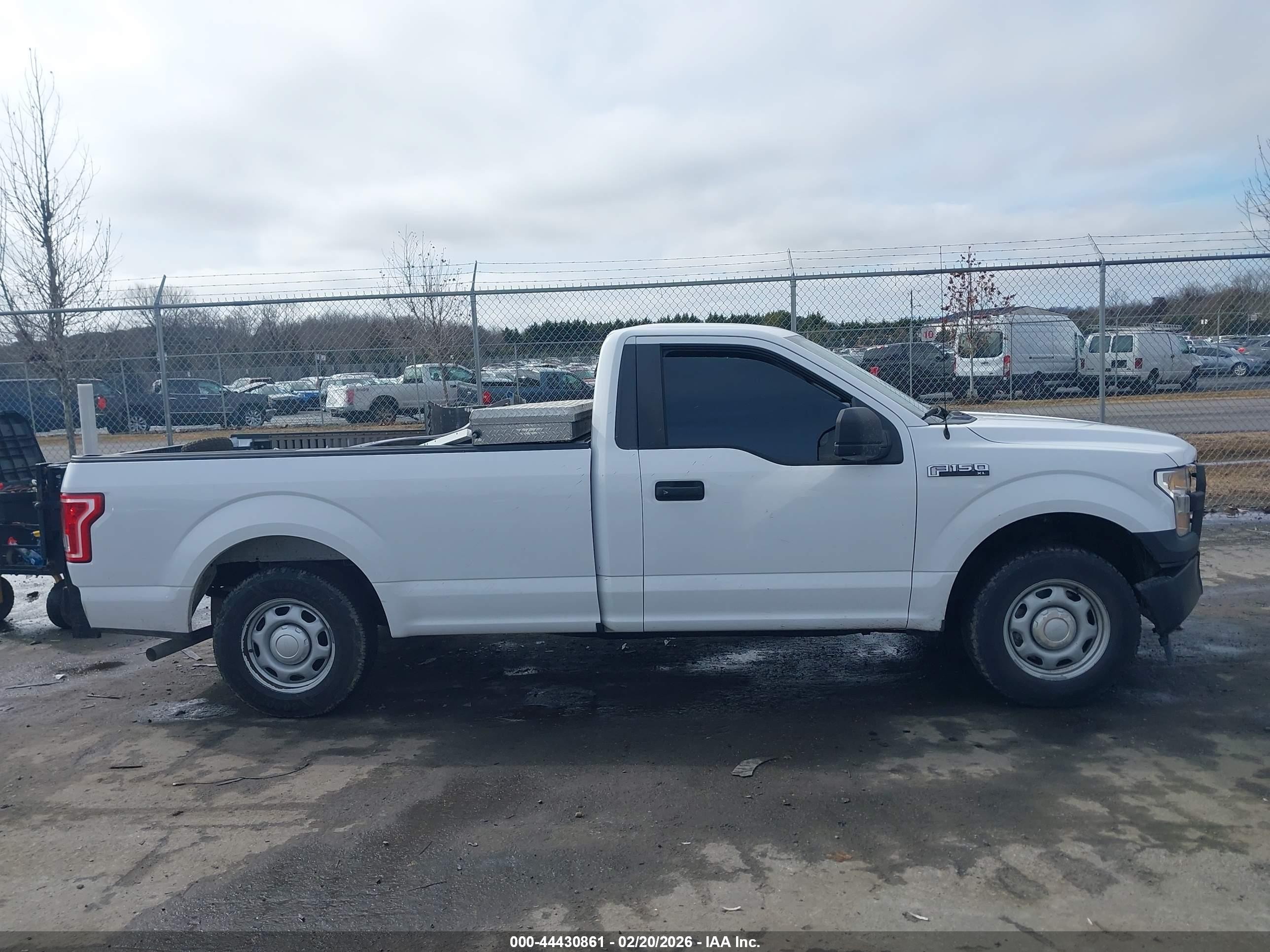 2017 Ford F-150 Xl White vin: 1FTMF1C83HKD20128