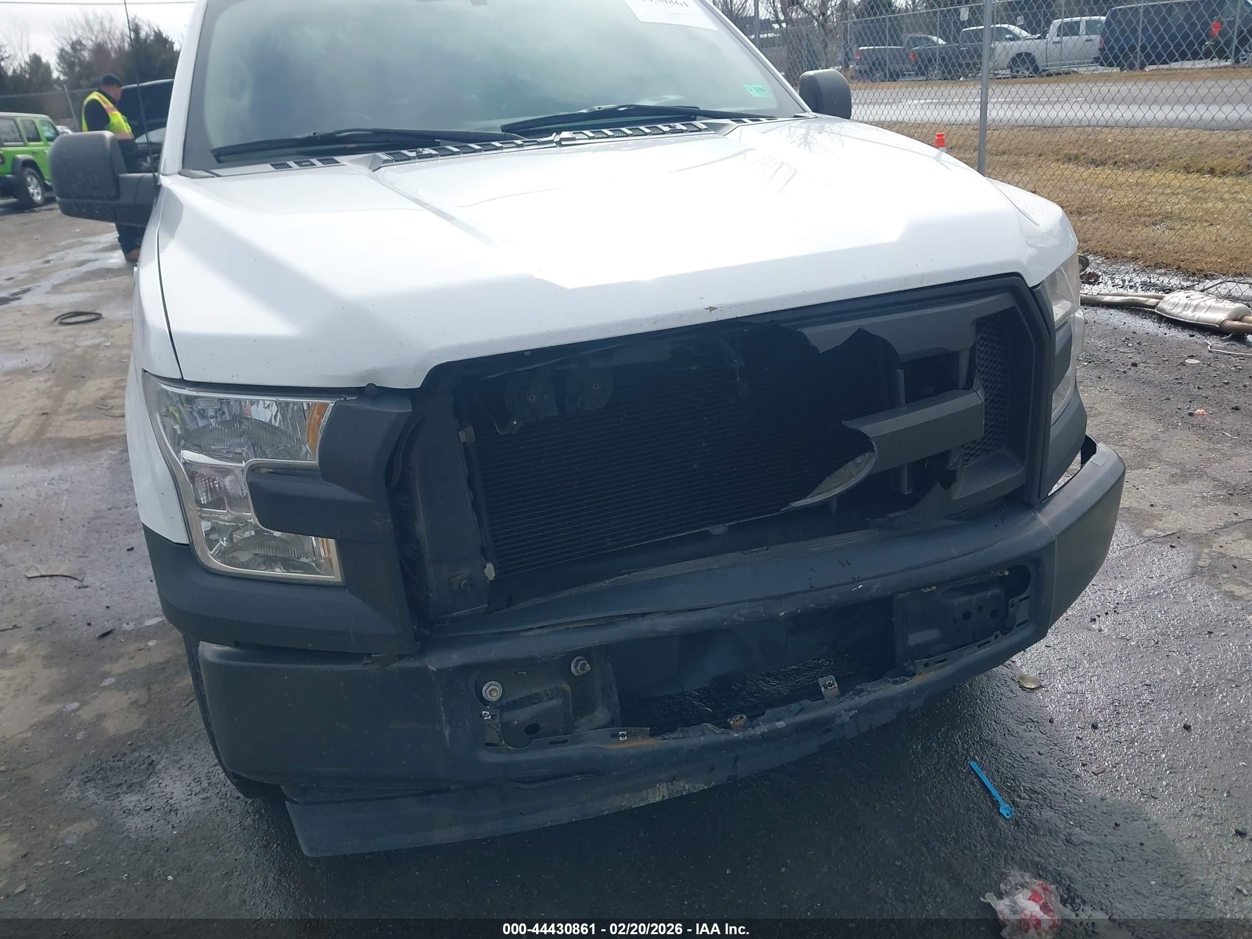 2017 Ford F-150 Xl White vin: 1FTMF1C83HKD20128
