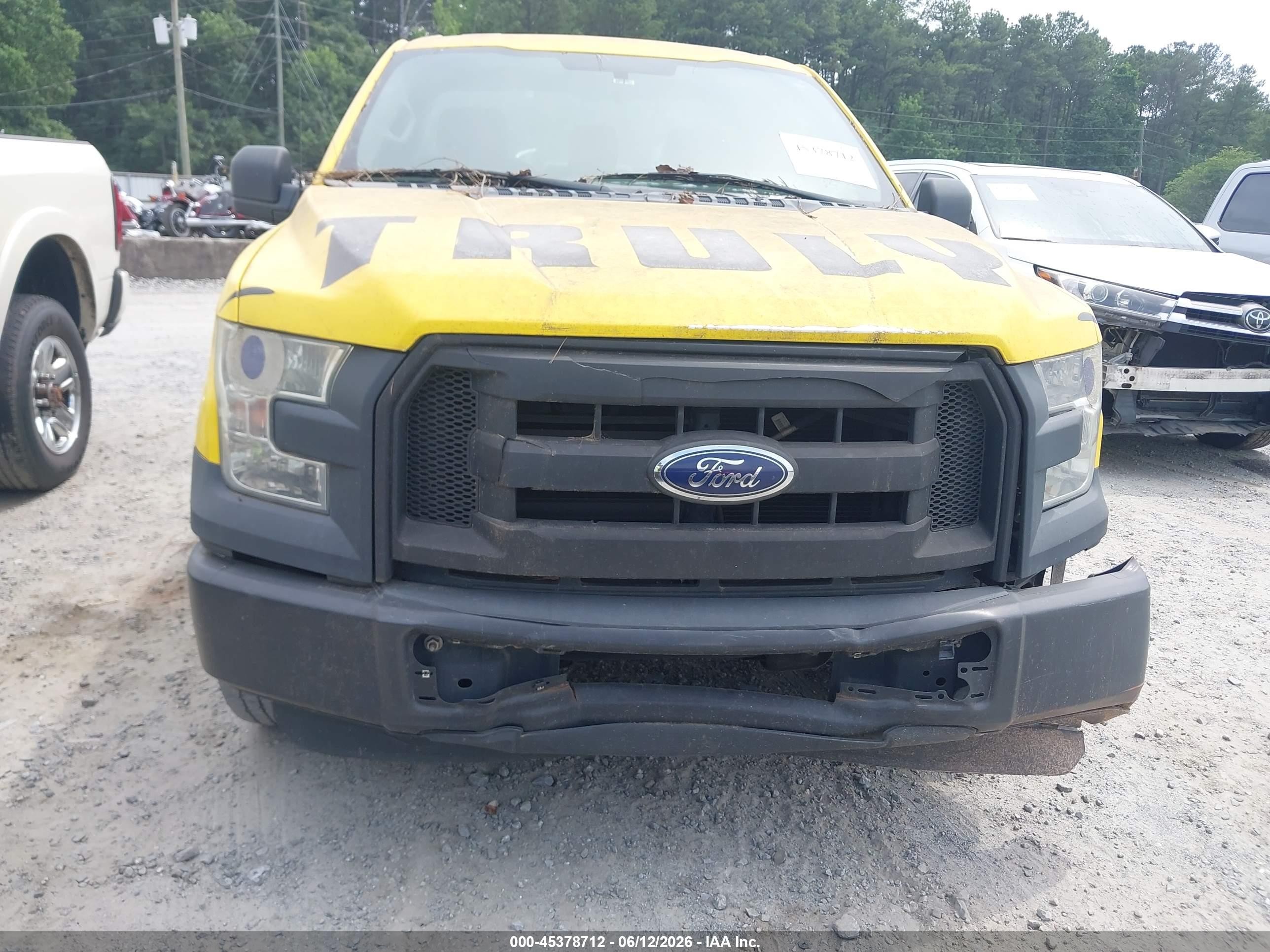 2015 Ford F-150 Xl Yellow vin: 1FTMF1C84FKD71098