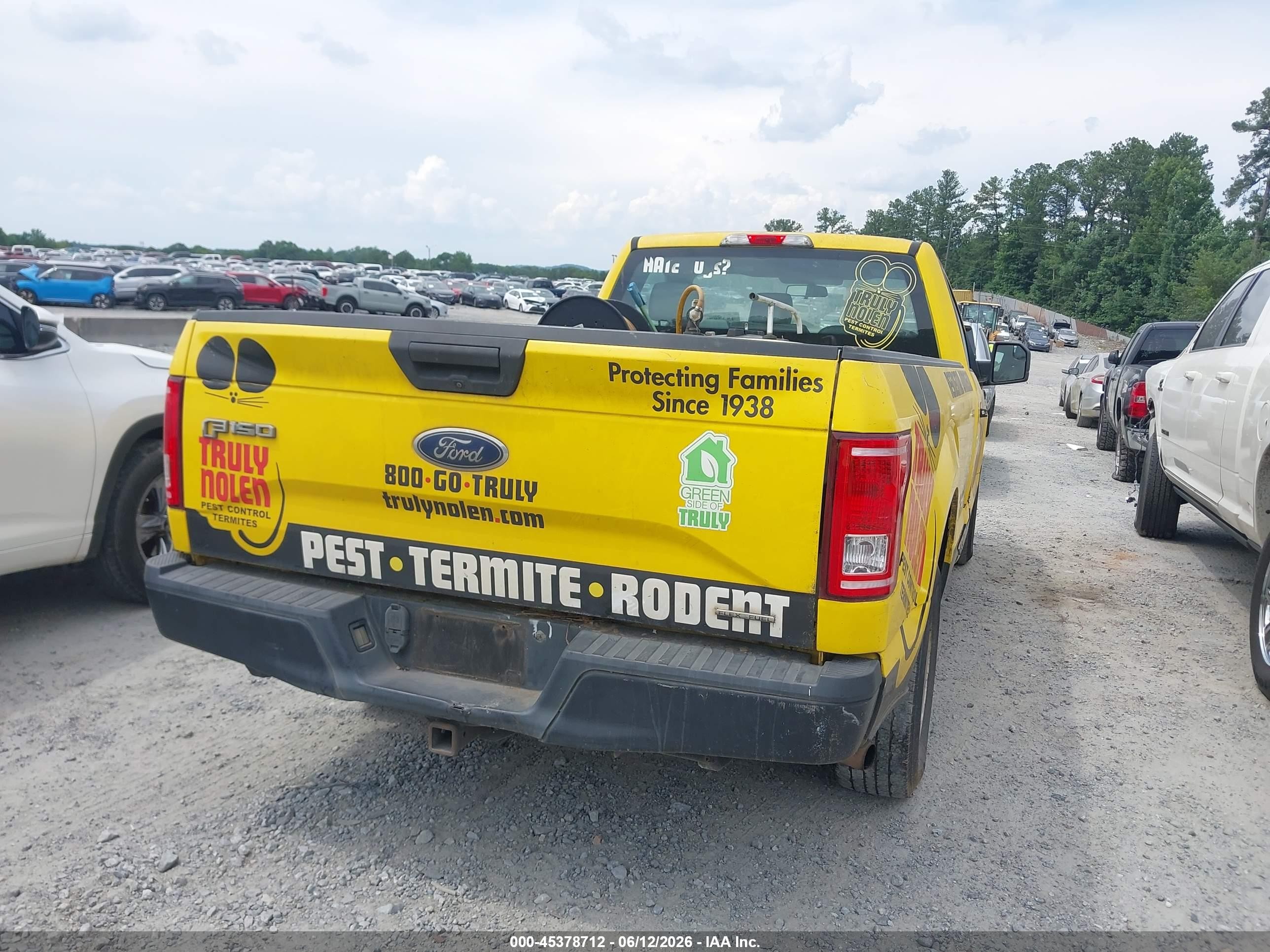 2015 Ford F-150 Xl Yellow vin: 1FTMF1C84FKD71098