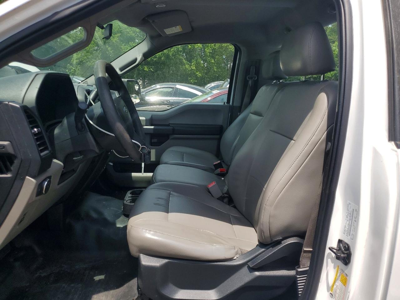 2015 Ford F150 White vin: 1FTMF1C85FFB70996