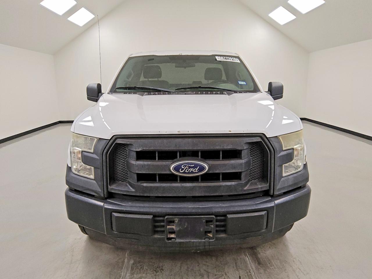 2015 Ford F150 White vin: 1FTMF1C85FKD17440