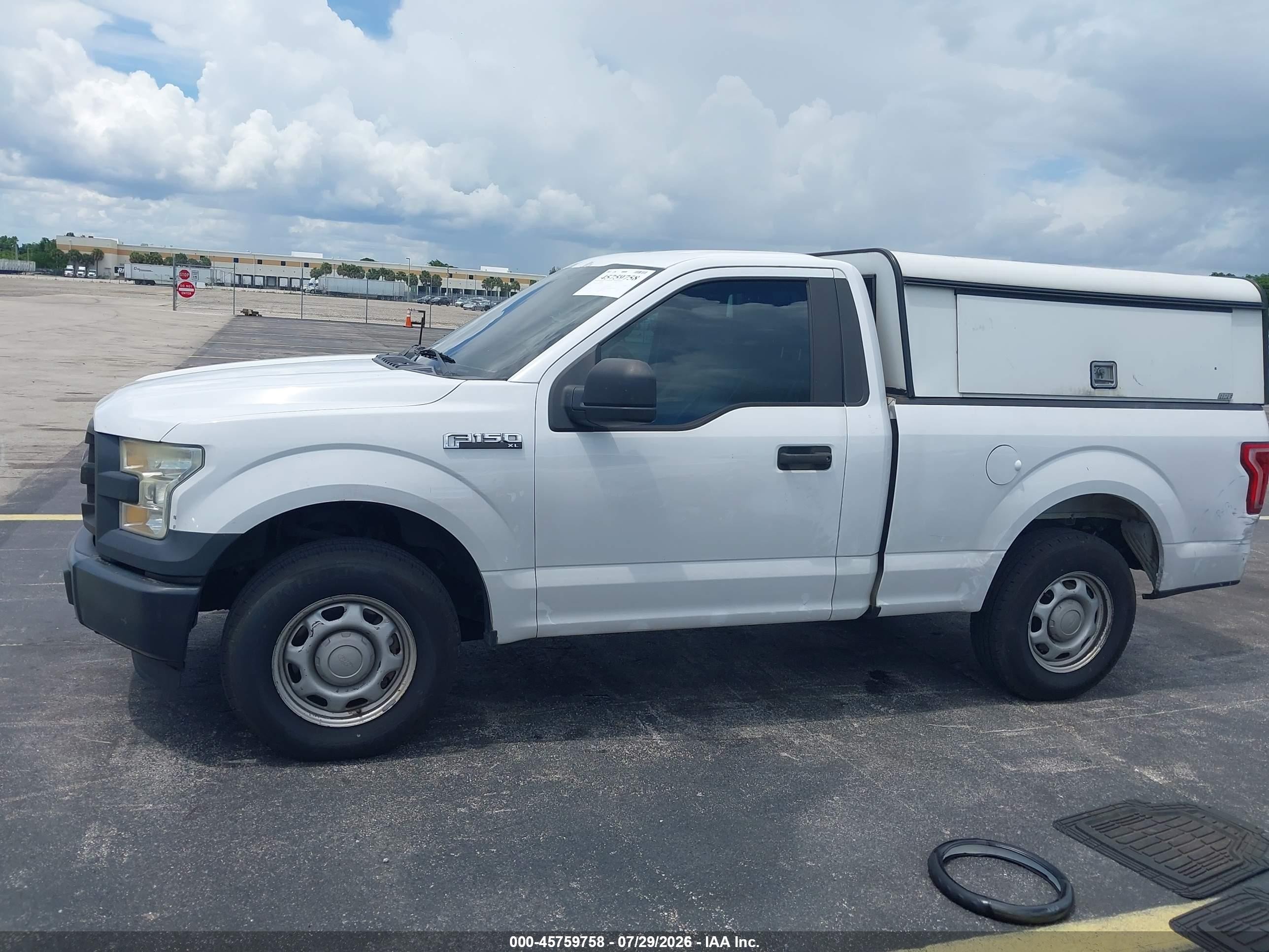 2015 Ford F-150 Xl White vin: 1FTMF1C85FKD18300