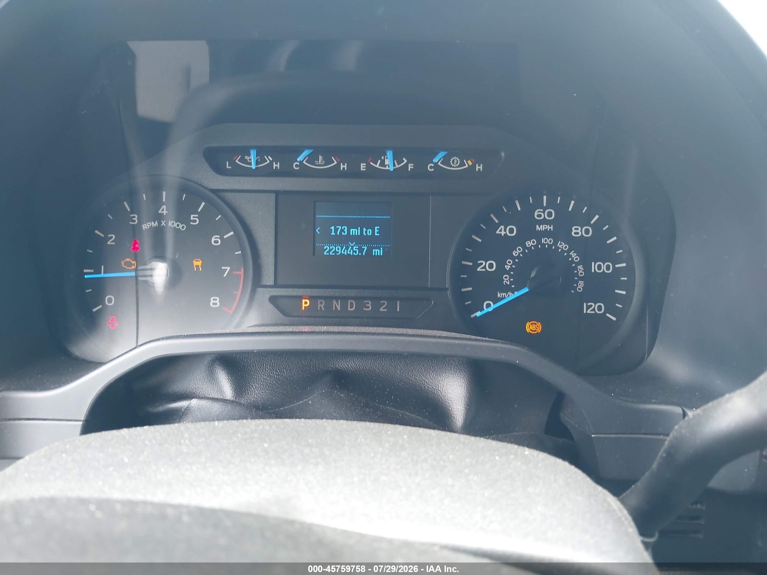 2015 Ford F-150 Xl White vin: 1FTMF1C85FKD18300
