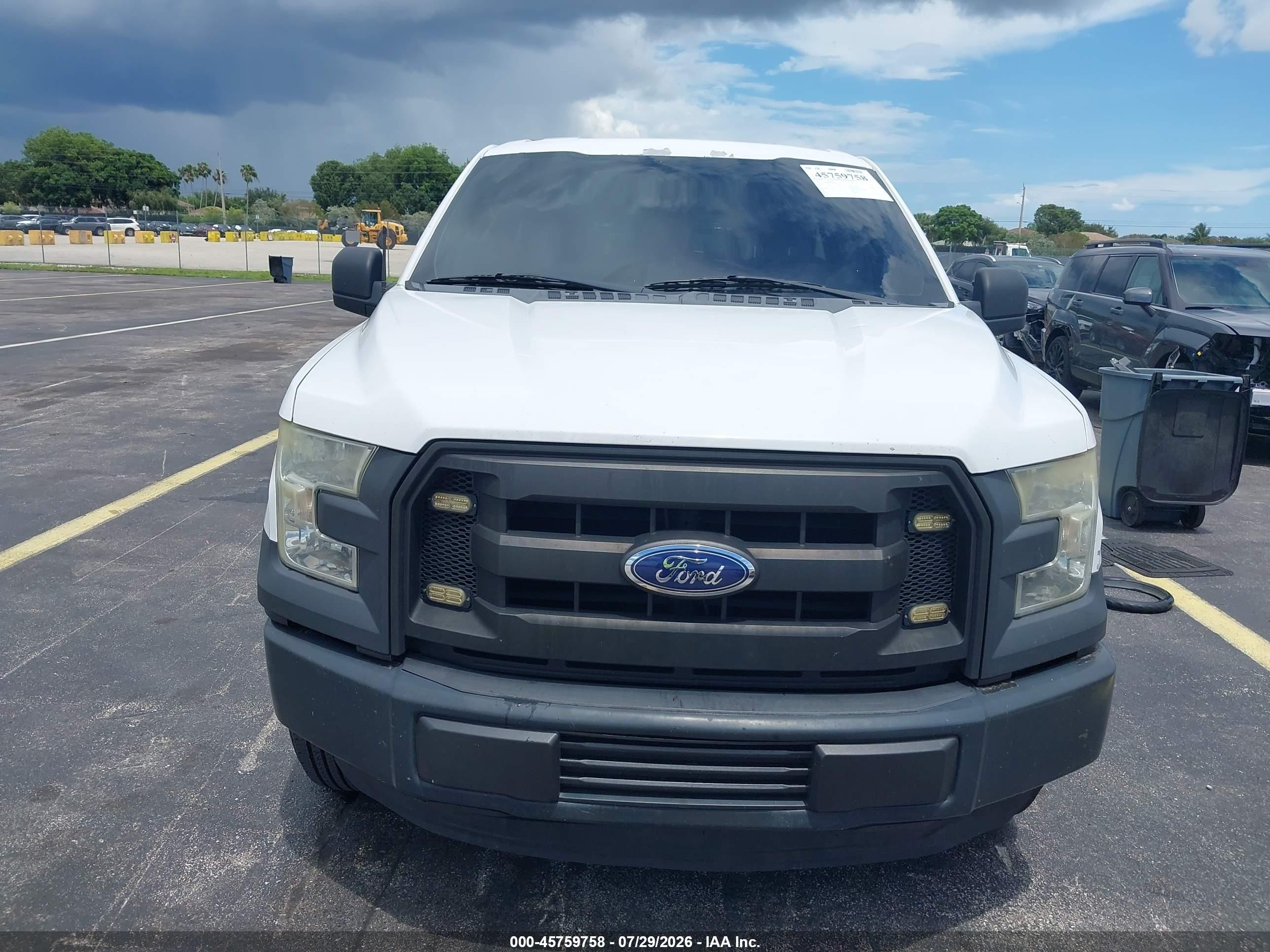 2015 Ford F-150 Xl White vin: 1FTMF1C85FKD18300