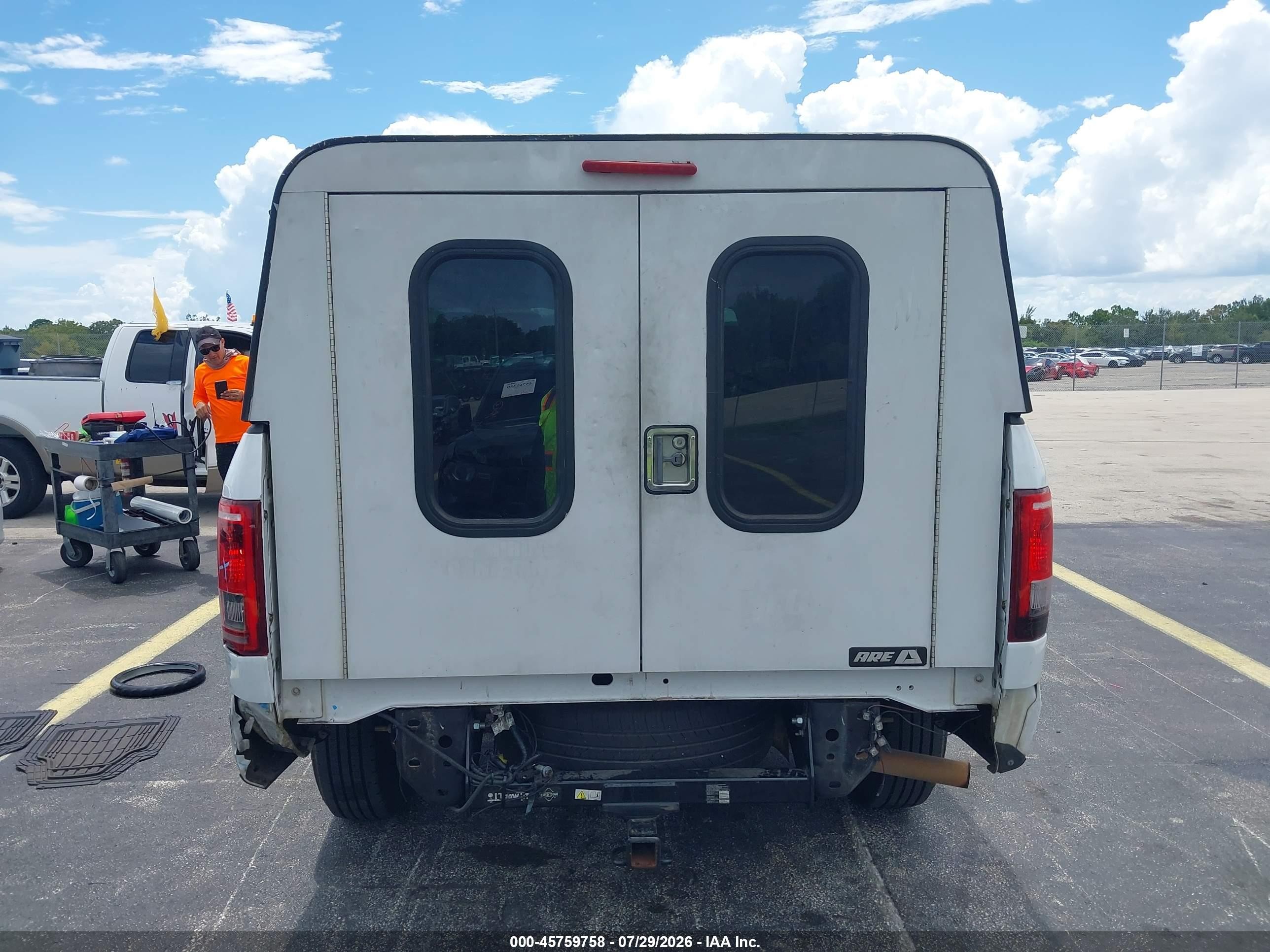 2015 Ford F-150 Xl White vin: 1FTMF1C85FKD18300