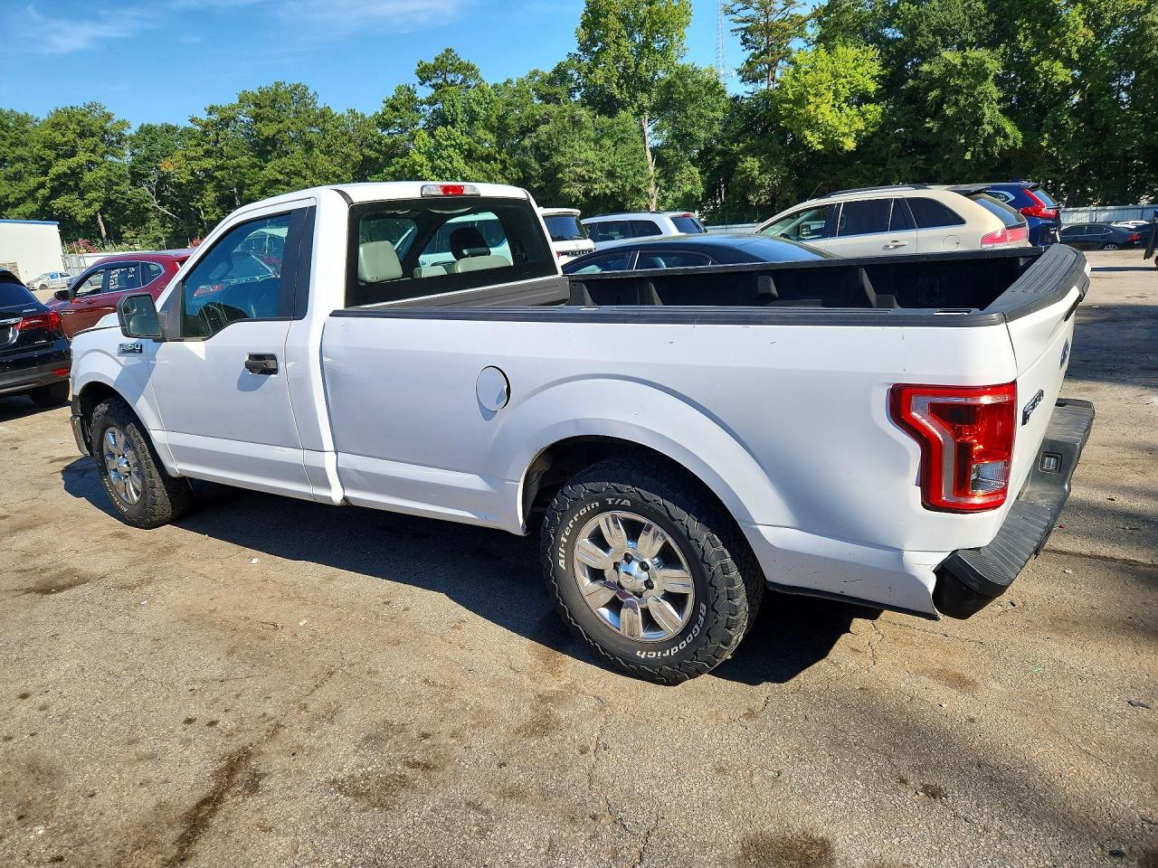 2015 Ford F150 White vin: 1FTMF1C87FKD62346