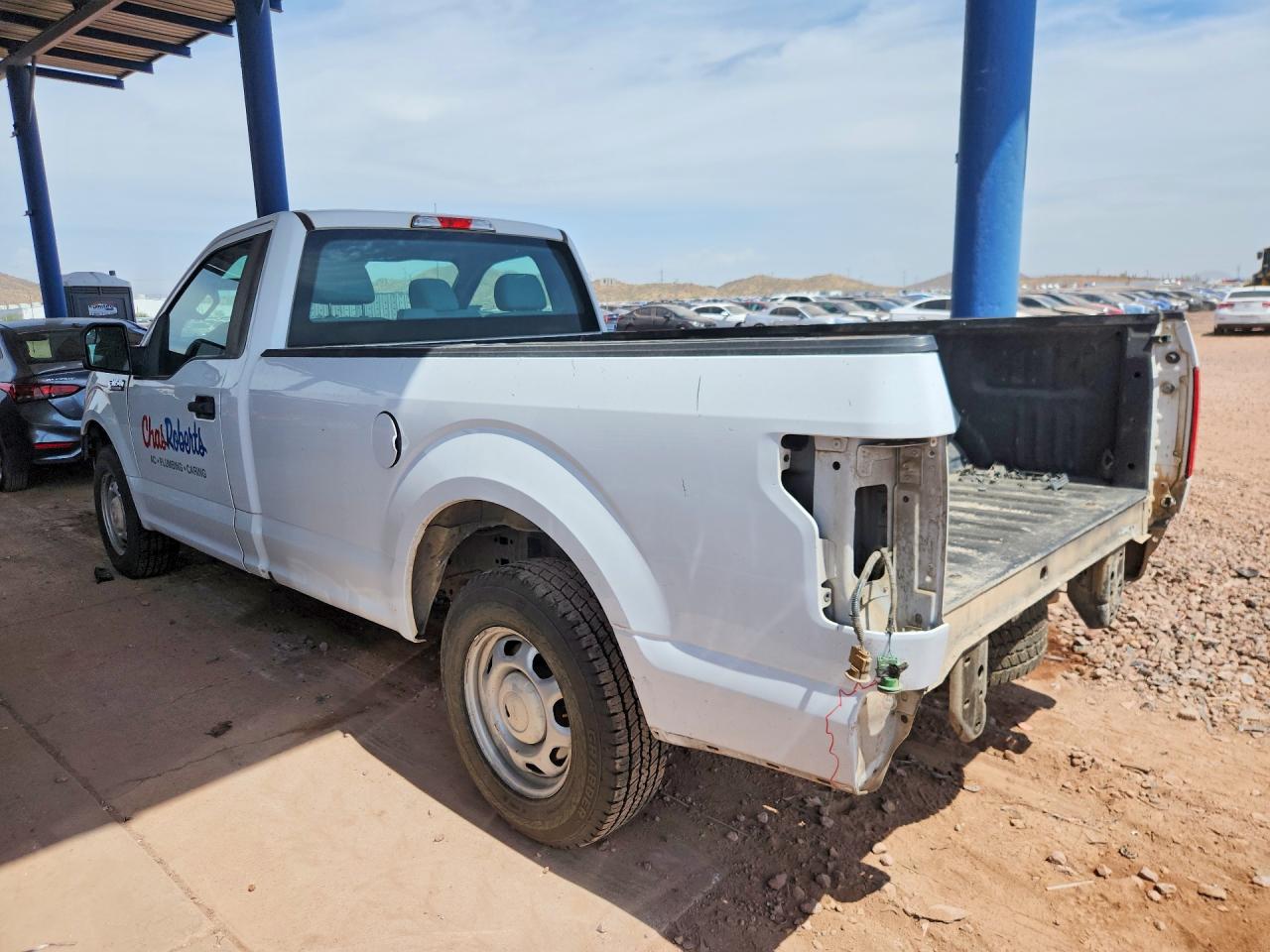2015 Ford F150 White vin: 1FTMF1C88FKD30229