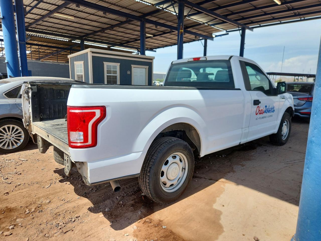 2015 Ford F150 White vin: 1FTMF1C88FKD30229
