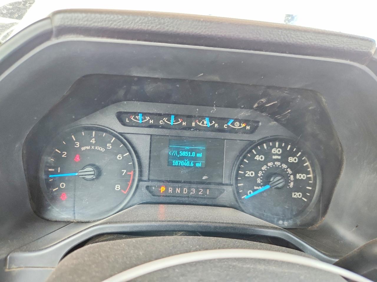 2015 Ford F150 White vin: 1FTMF1C88FKD30229