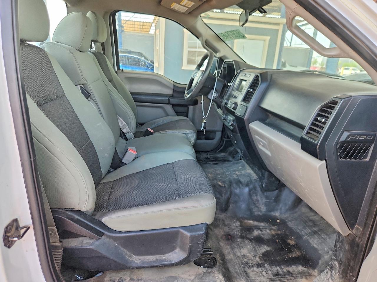 2015 Ford F150 White vin: 1FTMF1C88FKD30229