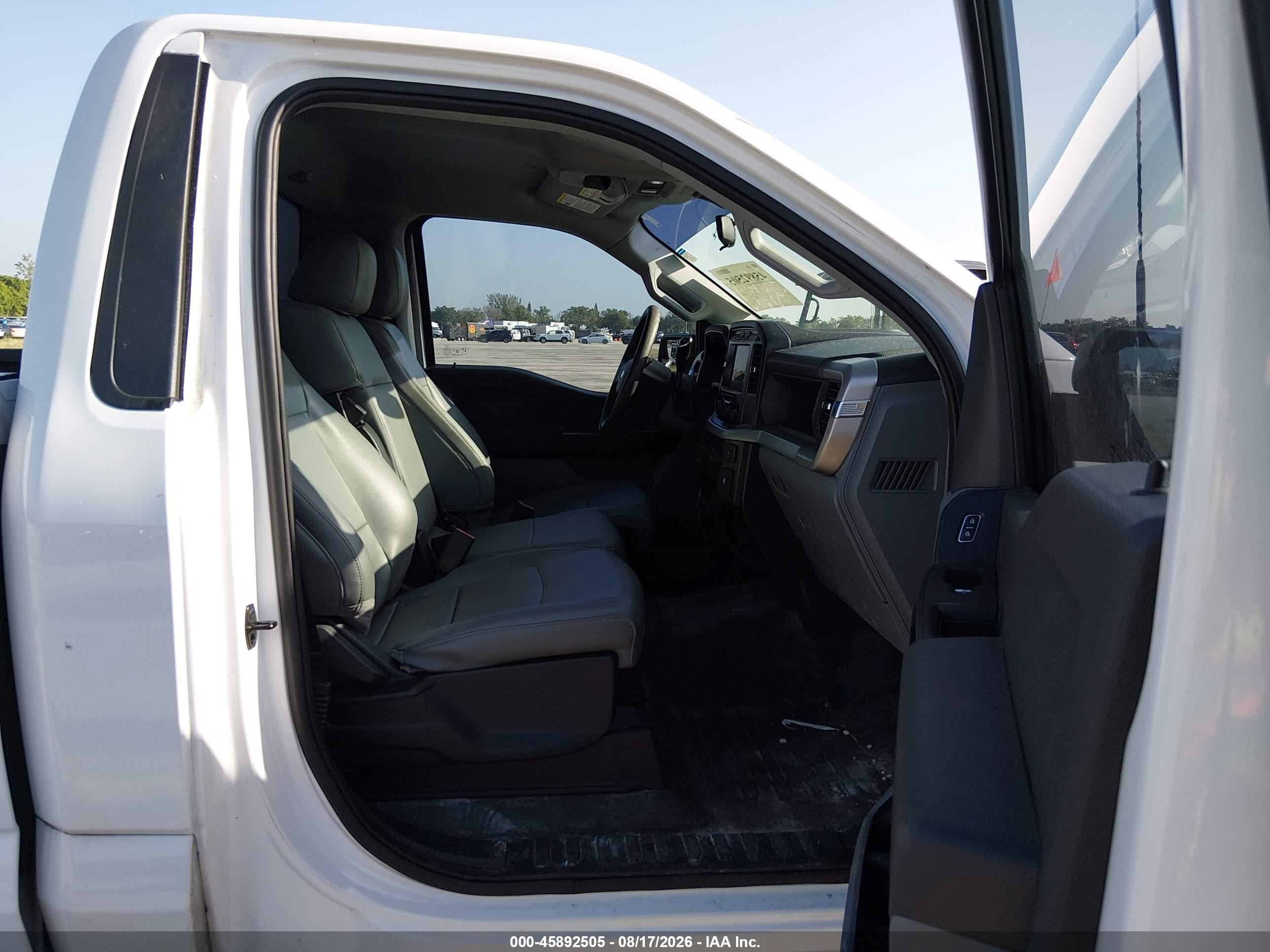 2022 Ford F-150 Xl White vin: 1FTMF1CB0NKE97176
