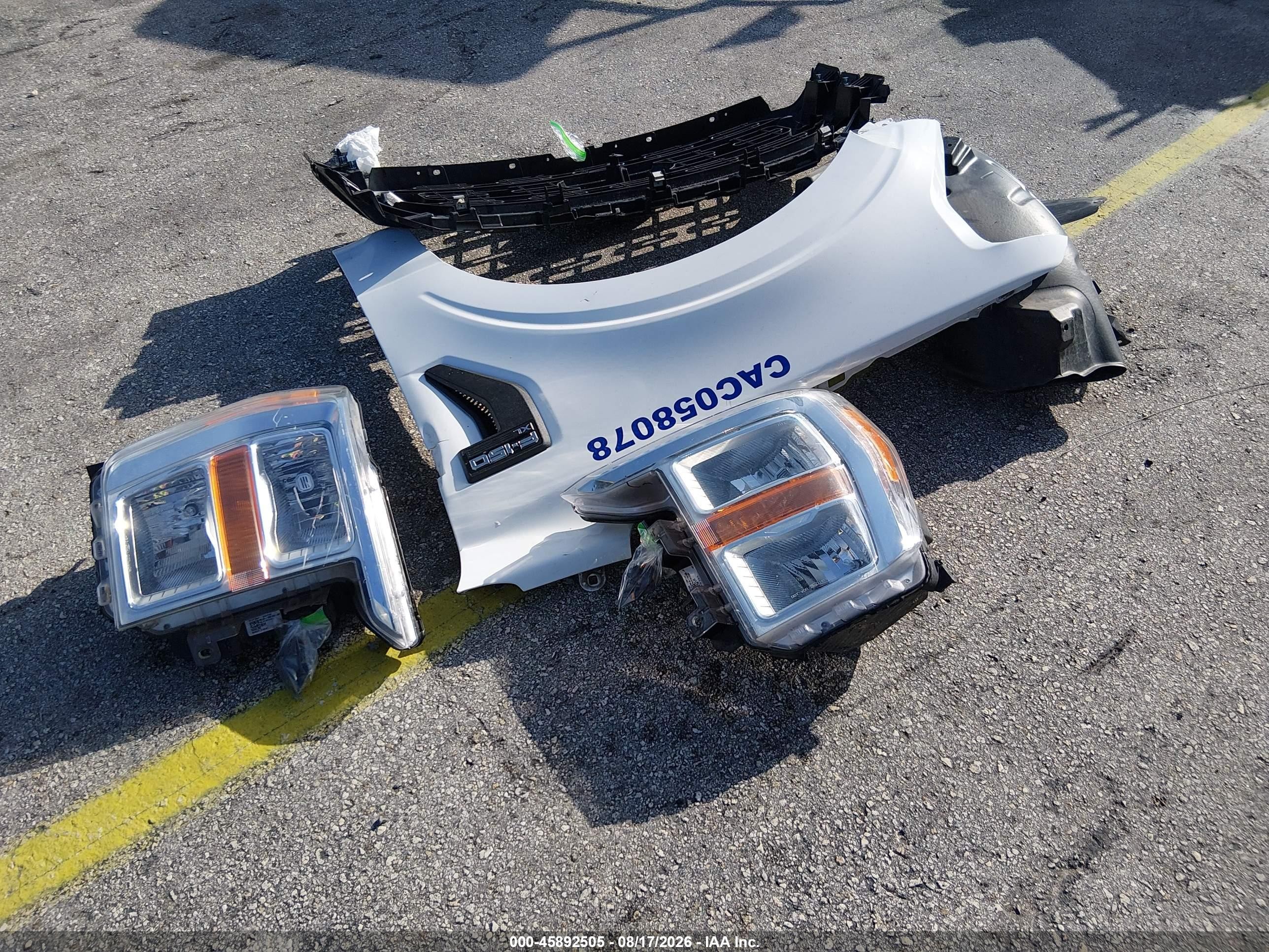 2022 Ford F-150 Xl White vin: 1FTMF1CB0NKE97176