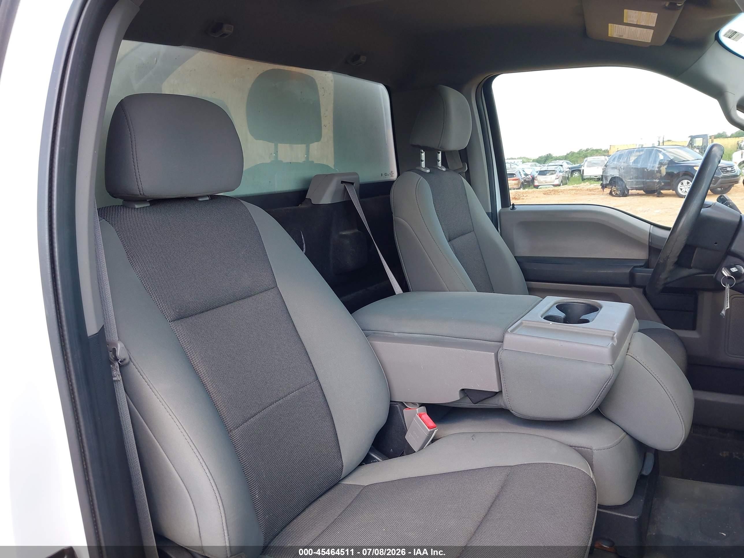 2018 Ford F-150 Xl/xlt White vin: 1FTMF1CB5JKE76141