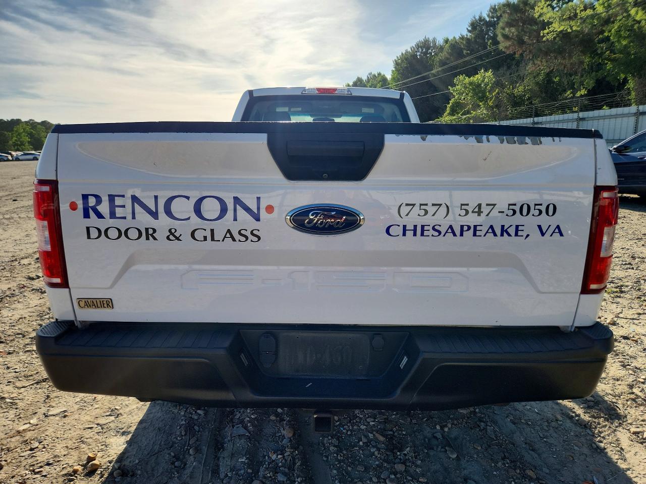 2018 Ford F150 White vin: 1FTMF1CB6JKD01073
