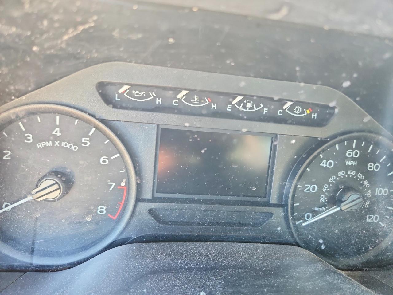 2018 Ford F150 White vin: 1FTMF1CB6JKD01073