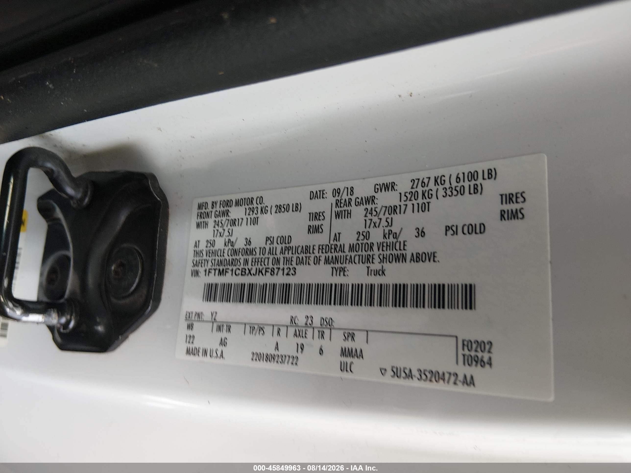 2018 Ford F-150 Xl White vin: 1FTMF1CBXJKF87123