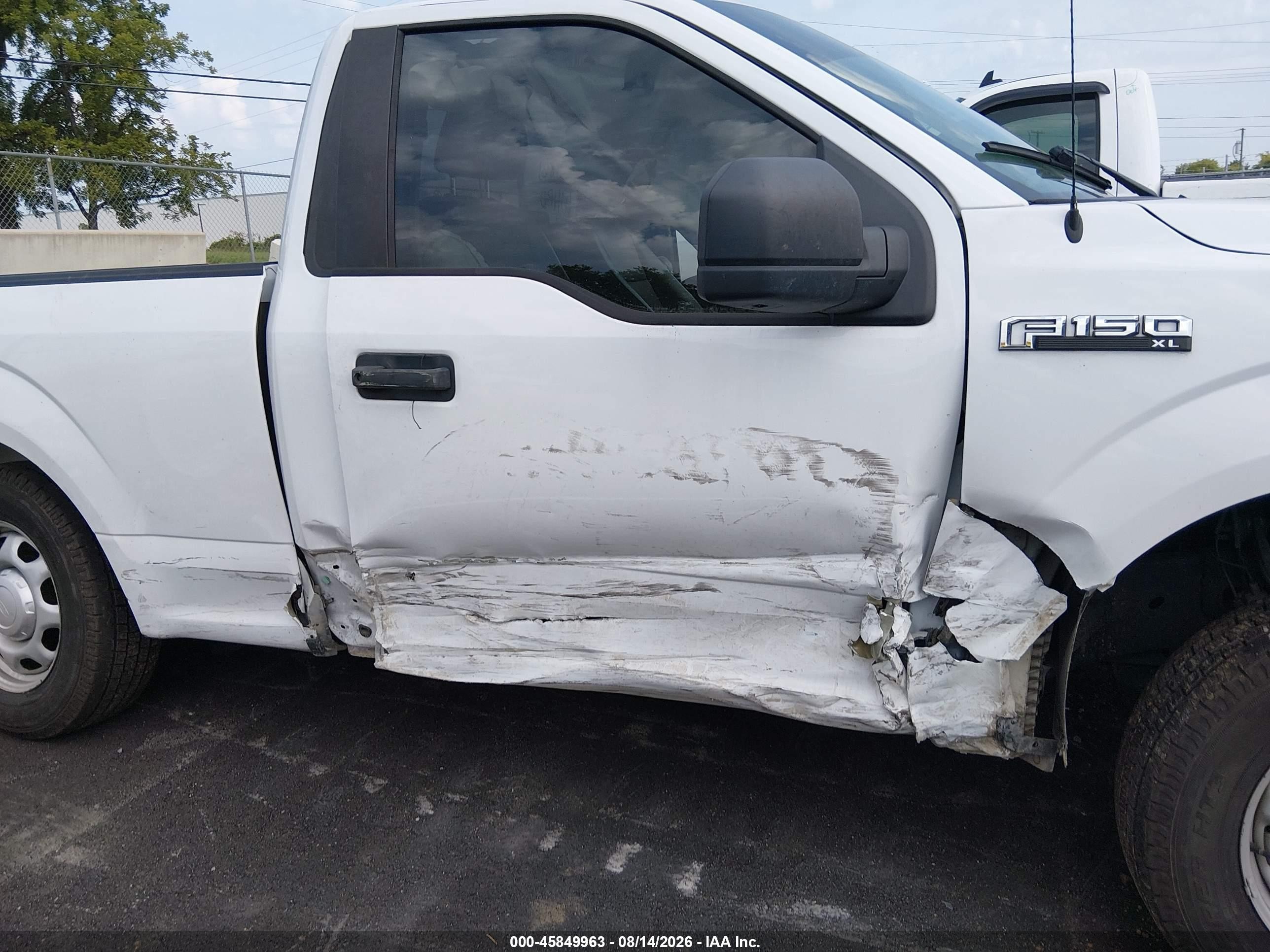2018 Ford F-150 Xl White vin: 1FTMF1CBXJKF87123