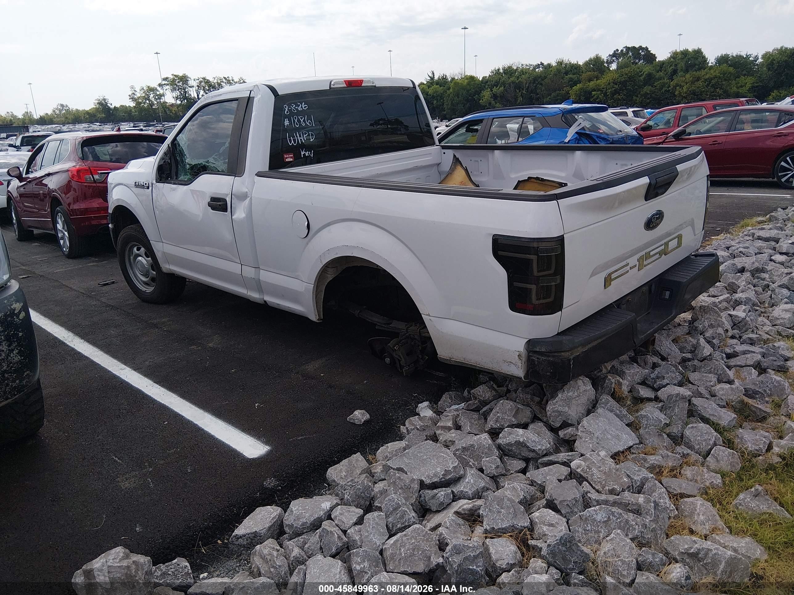 2018 Ford F-150 Xl White vin: 1FTMF1CBXJKF87123