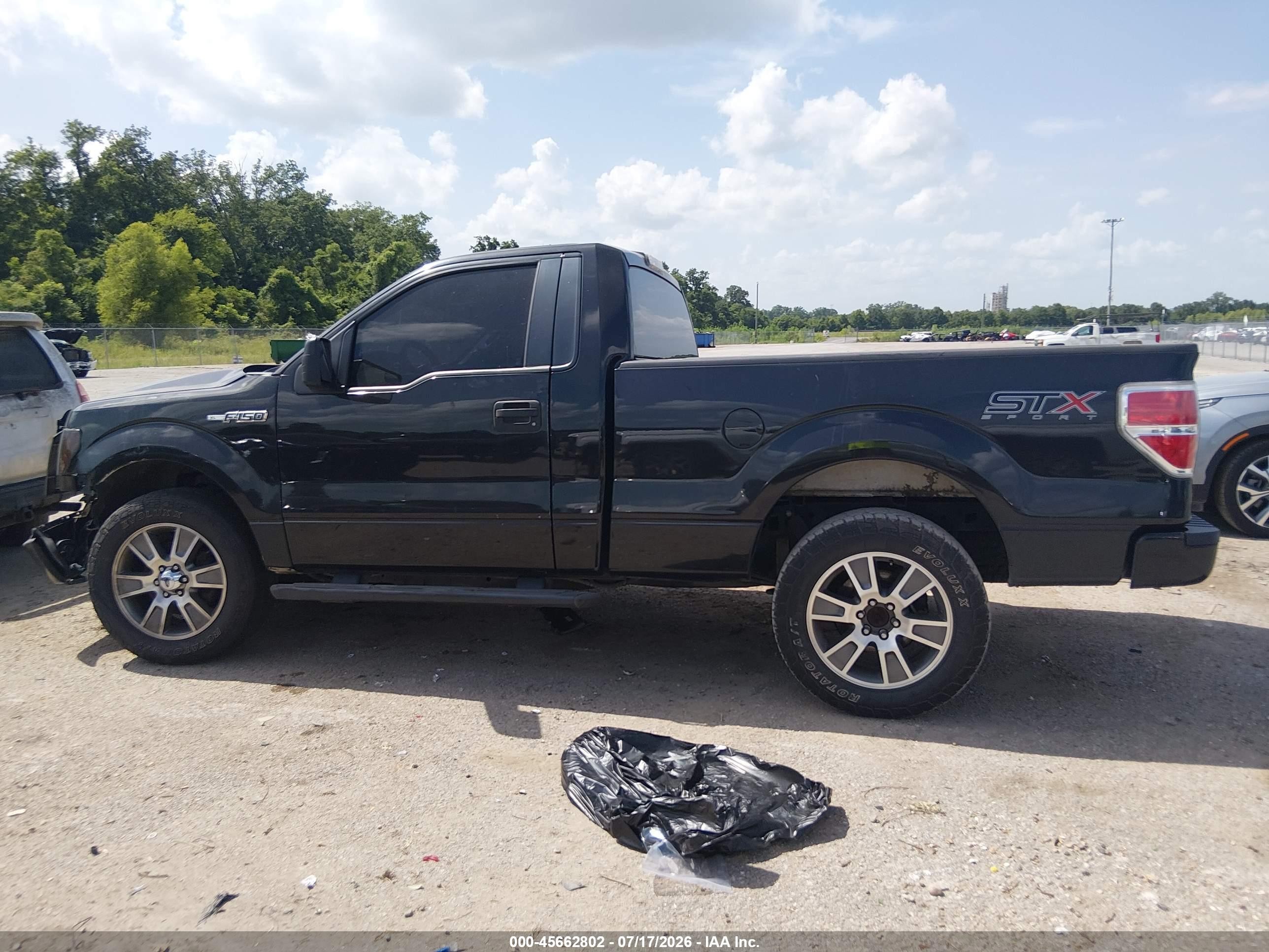 2014 Ford F-150 Stx Черный vin: 1FTMF1CF4EKG29293