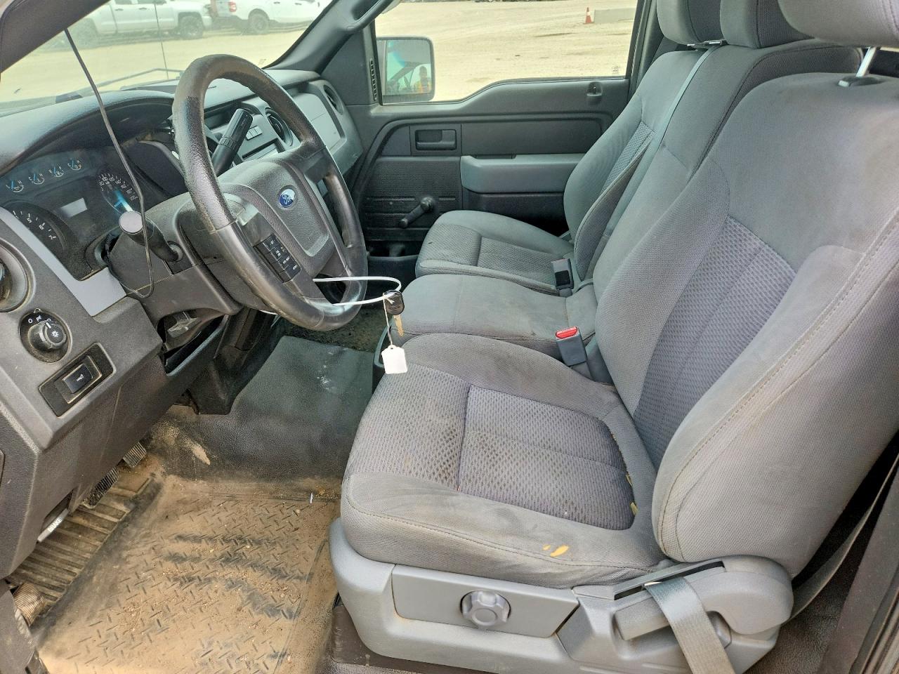 2013 Ford F150 Black vin: 1FTMF1CF5DFB55992