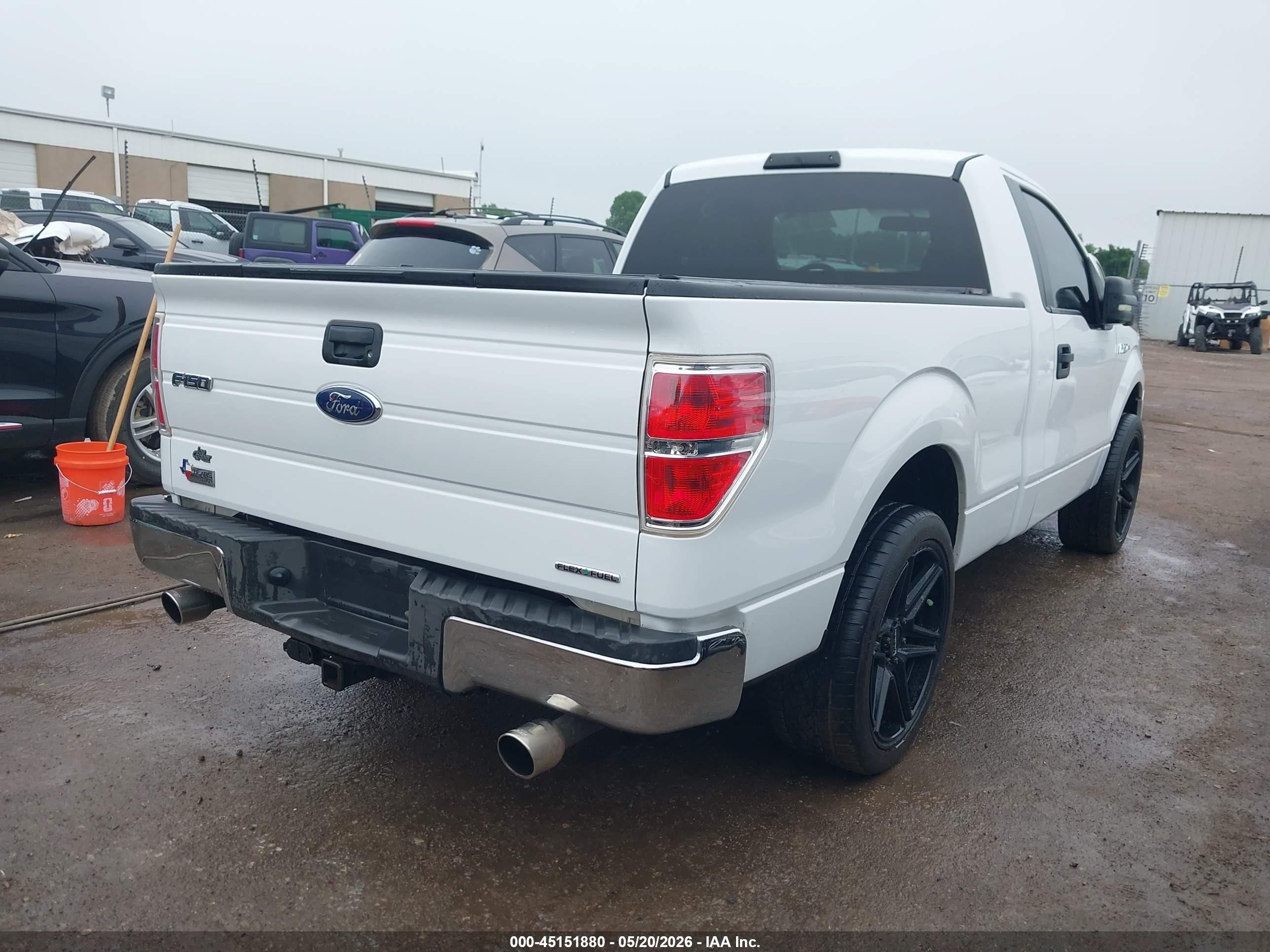 2014 Ford F-150 Xlt White vin: 1FTMF1CF5EFA47213