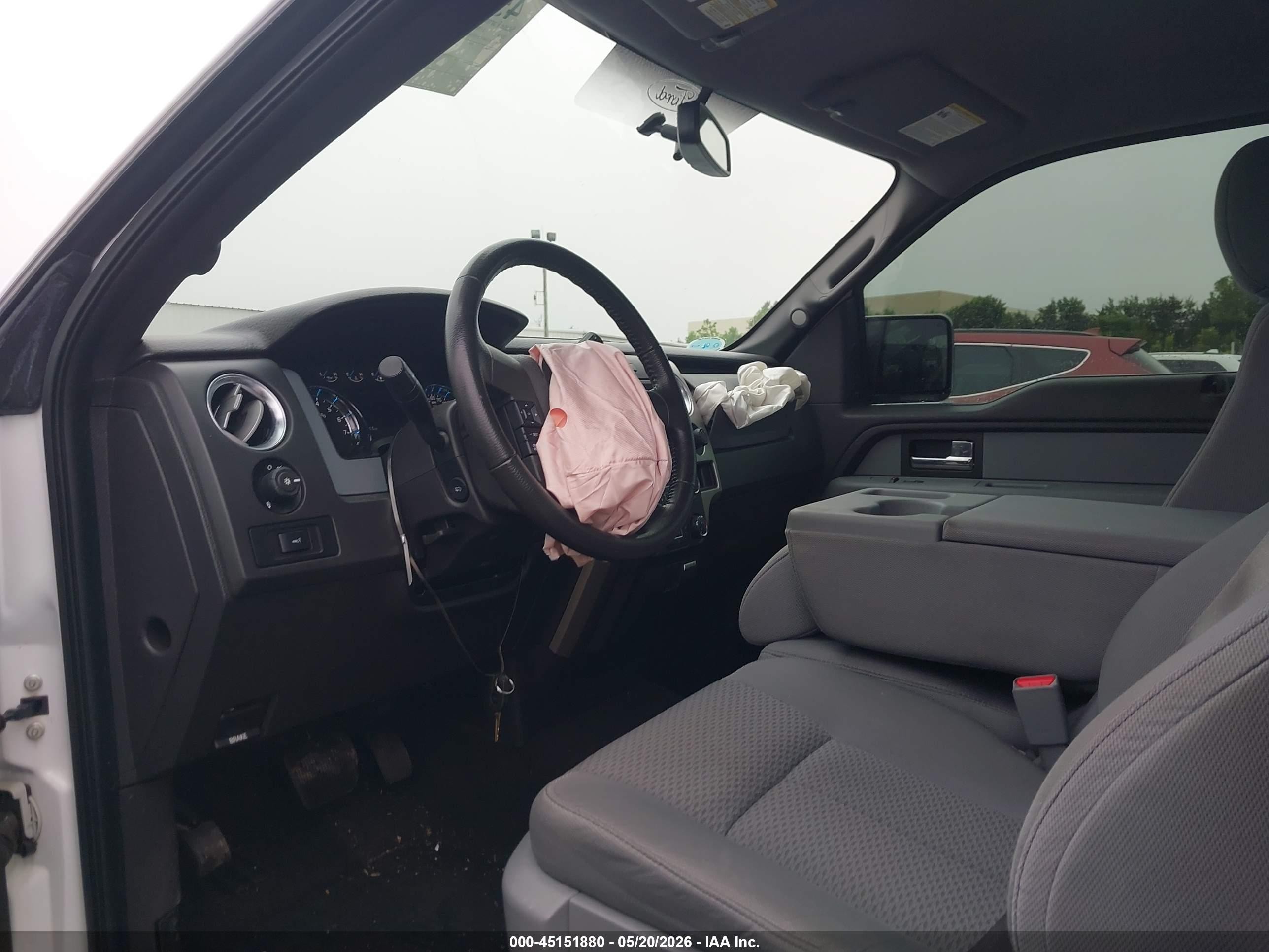2014 Ford F-150 Xlt White vin: 1FTMF1CF5EFA47213