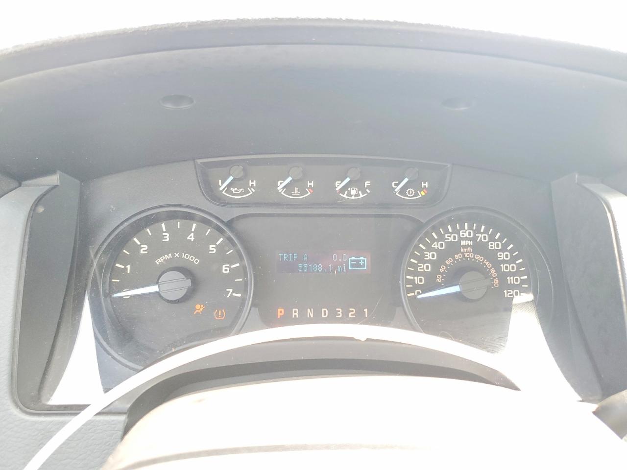 2011 Ford F150 White vin: 1FTMF1CF6BFA78370