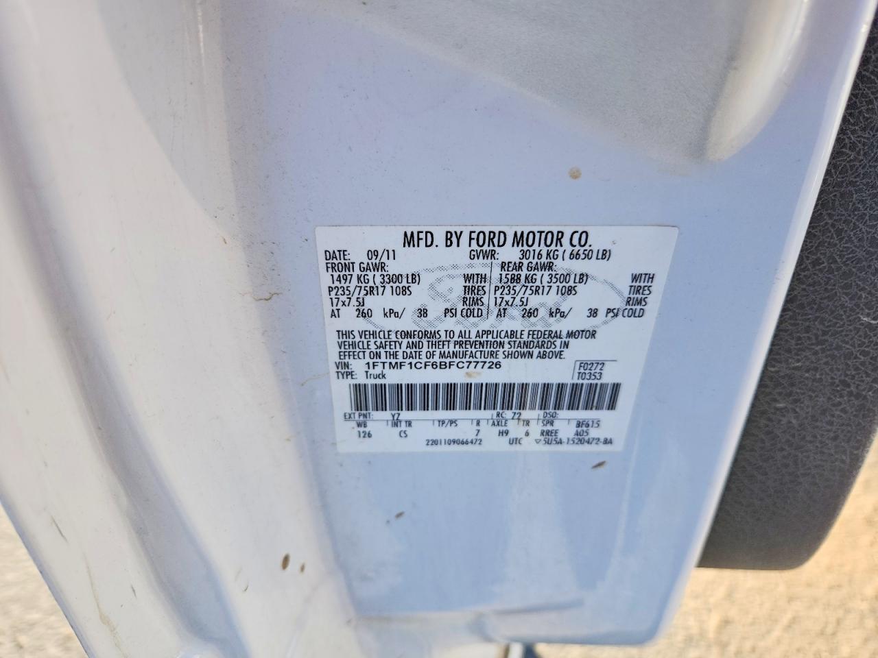 2011 Ford F150 White vin: 1FTMF1CF6BFC77726