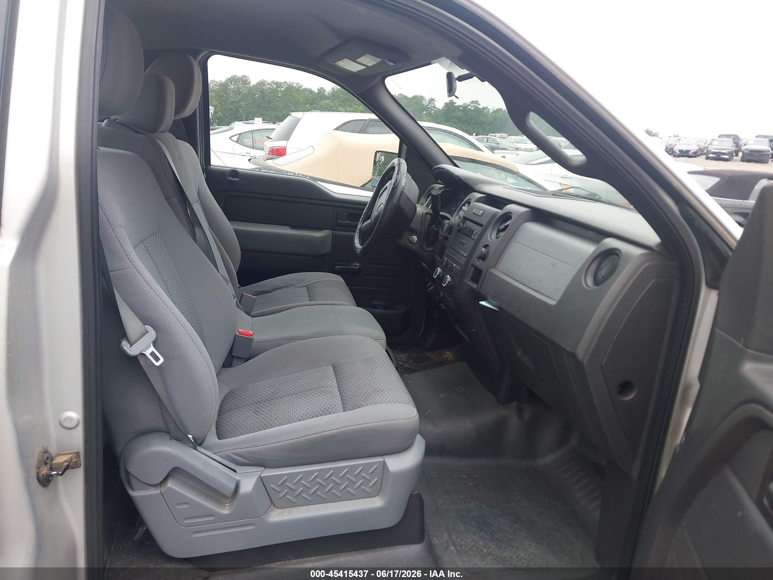 2011 Ford F-150 Stx/xl/xlt Silver vin: 1FTMF1CF7BKD08229