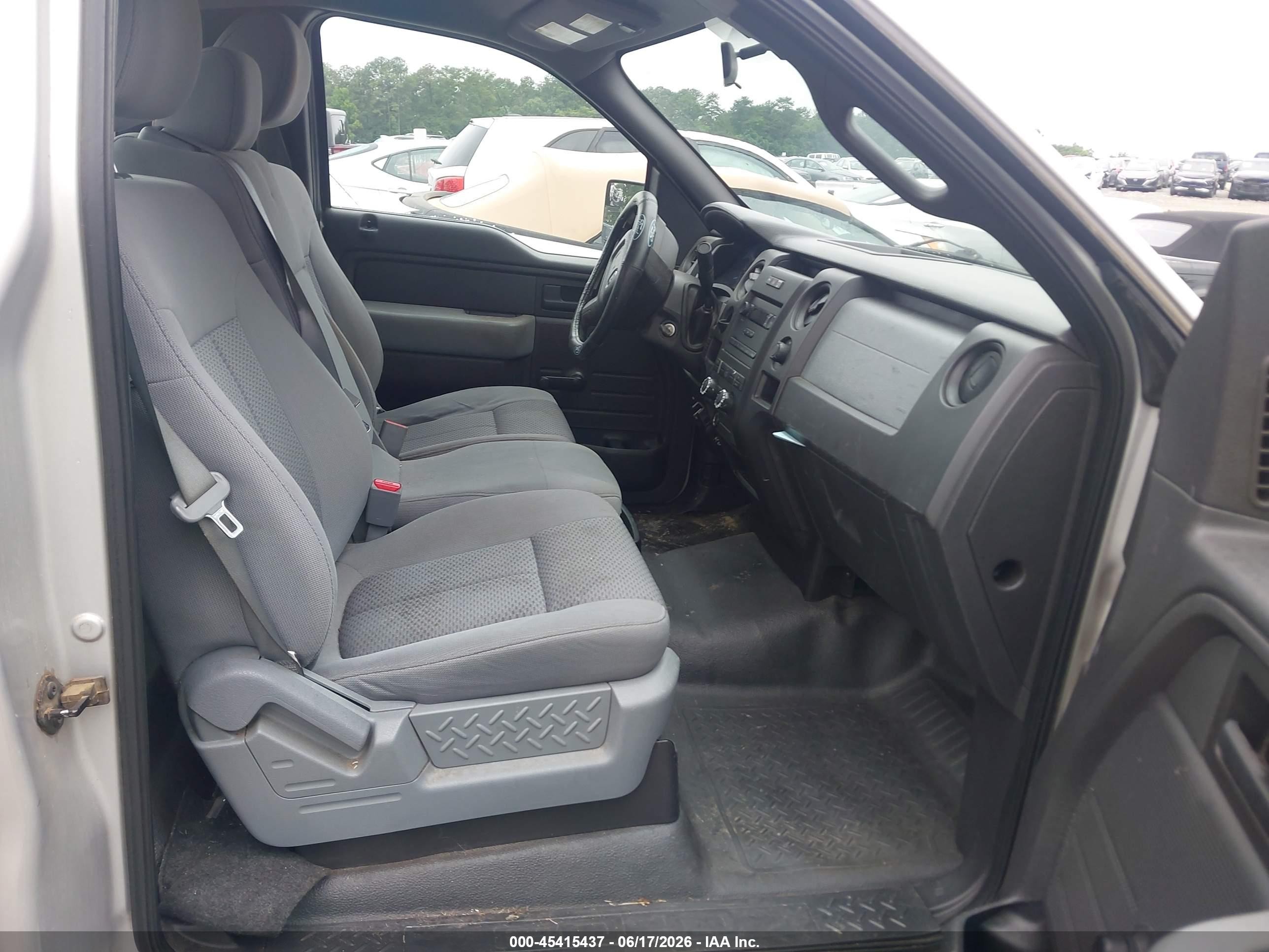2011 Ford F-150 Stx/xl/xlt Silver vin: 1FTMF1CF7BKD08229
