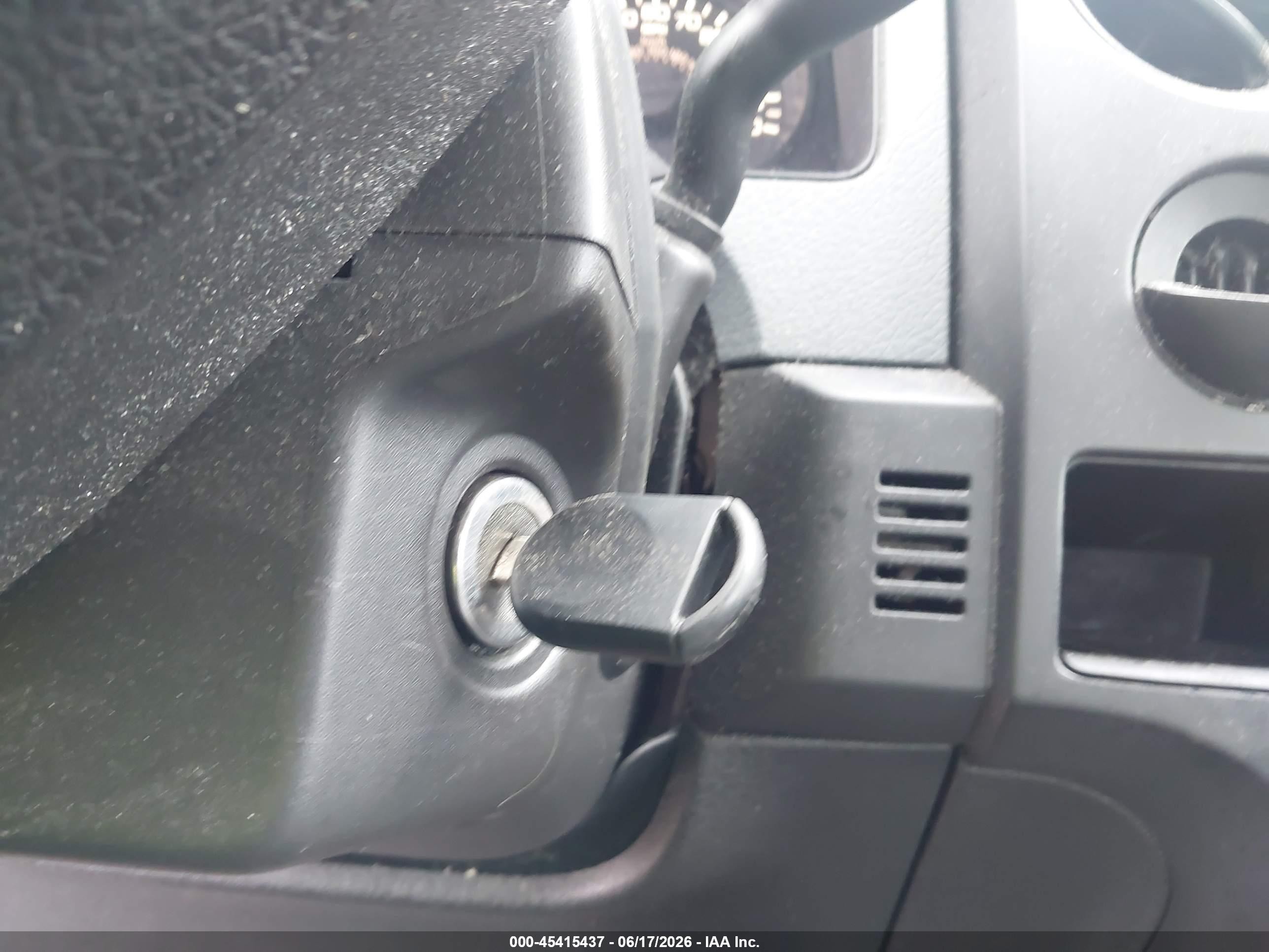2011 Ford F-150 Stx/xl/xlt Silver vin: 1FTMF1CF7BKD08229
