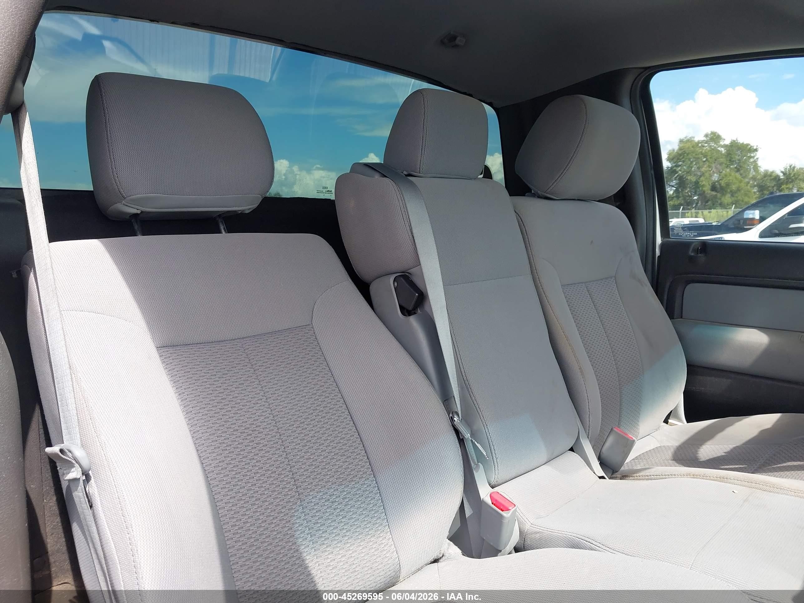 2012 Ford F-150 Stx White vin: 1FTMF1CF7CFB83940