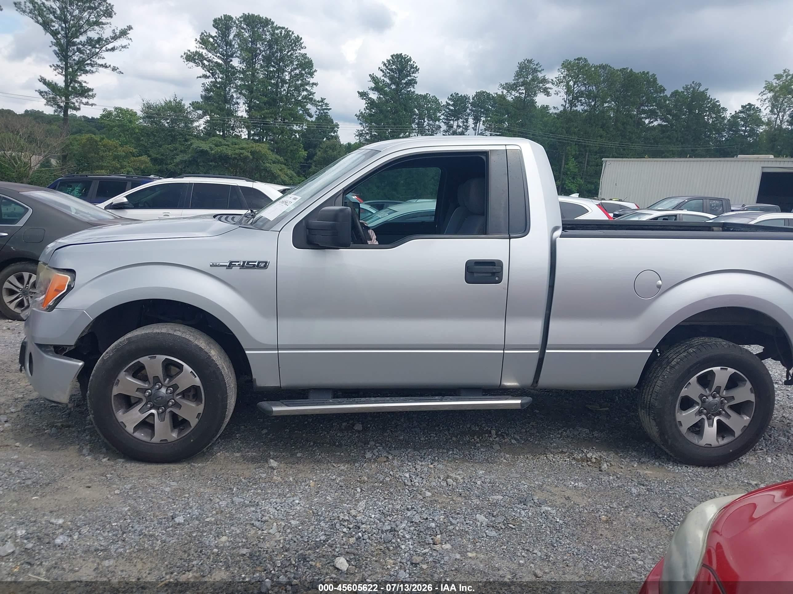 2013 Ford F-150 Stx Silver vin: 1FTMF1CF8DKG39369