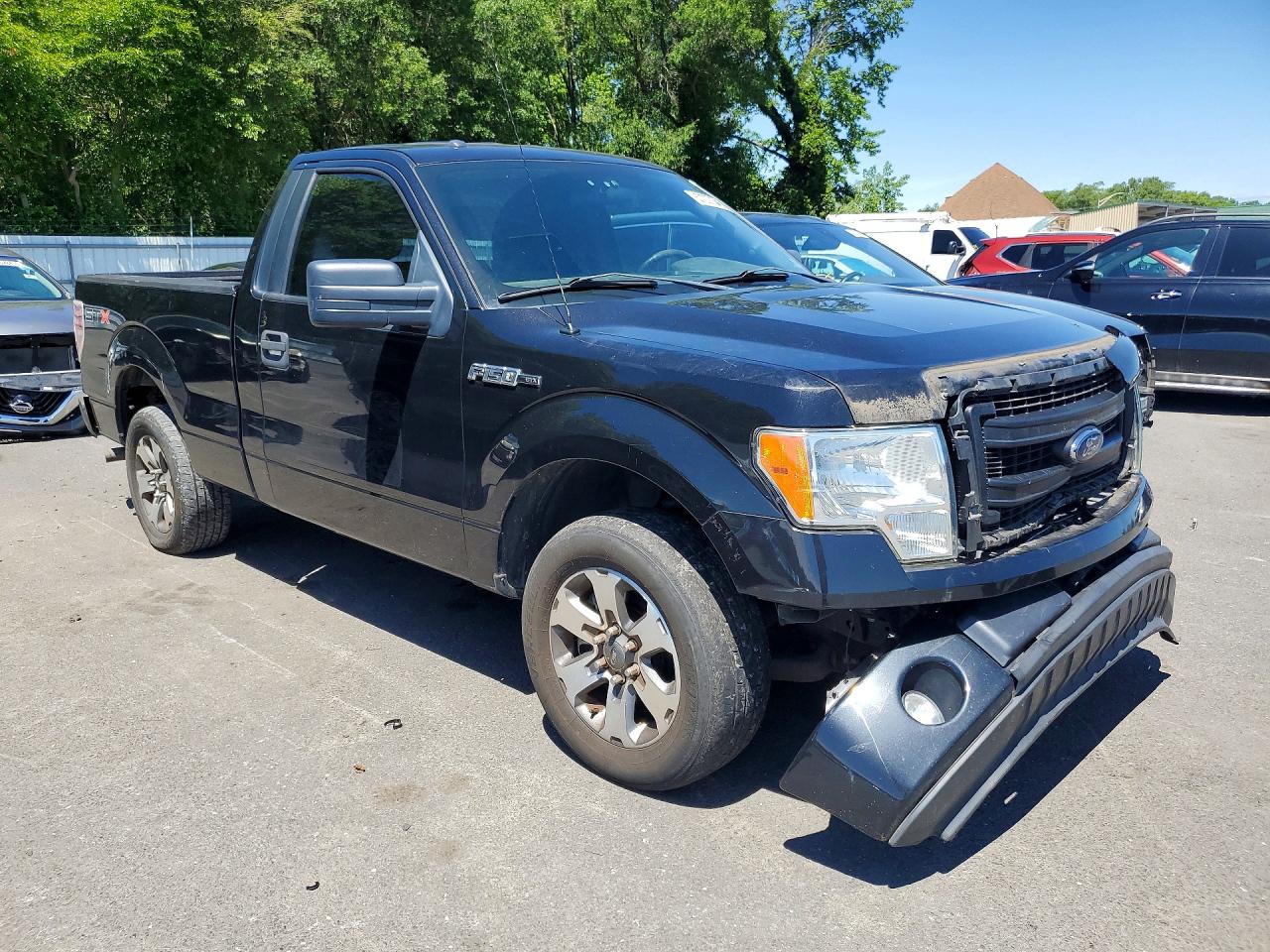 2013 Ford F150 Black vin: 1FTMF1CFXDFB16623