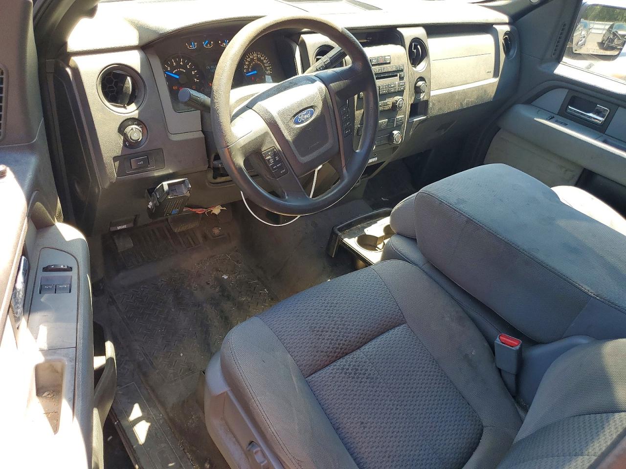 2013 Ford F150 Black vin: 1FTMF1CFXDFB16623