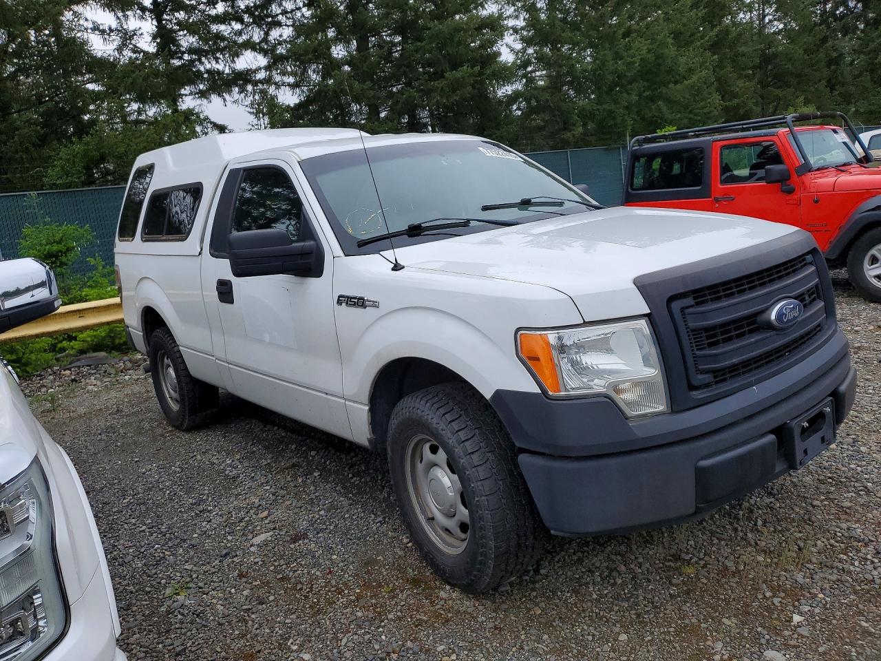 2014 Ford F150 White vin: 1FTMF1CFXEFB62857