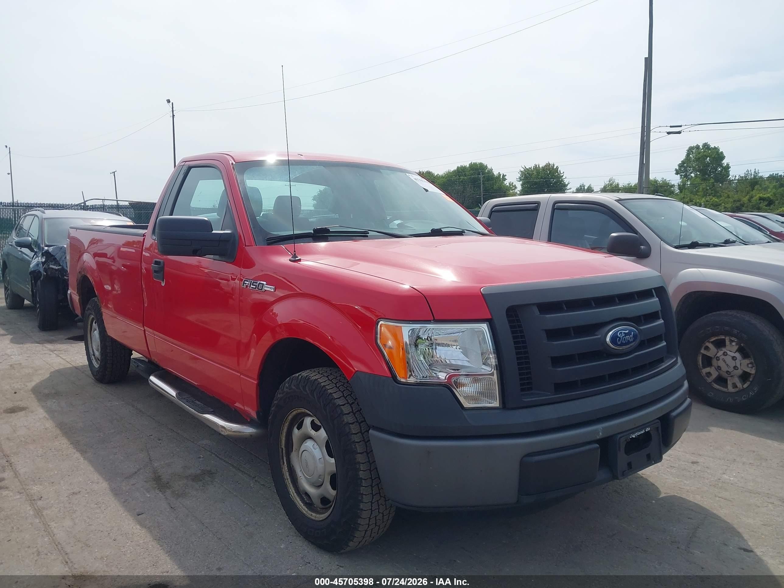 2011 Ford F-150 Xl Red vin: 1FTMF1CM0BKD18311
