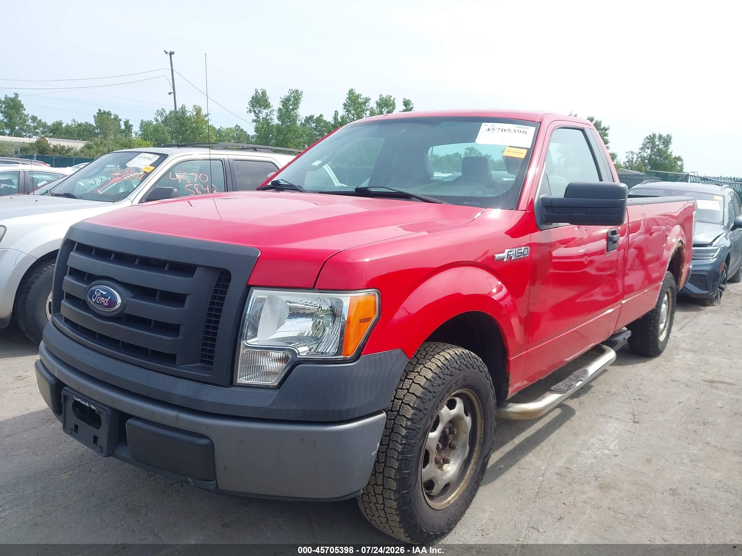 2011 Ford F-150 Xl Red vin: 1FTMF1CM0BKD18311