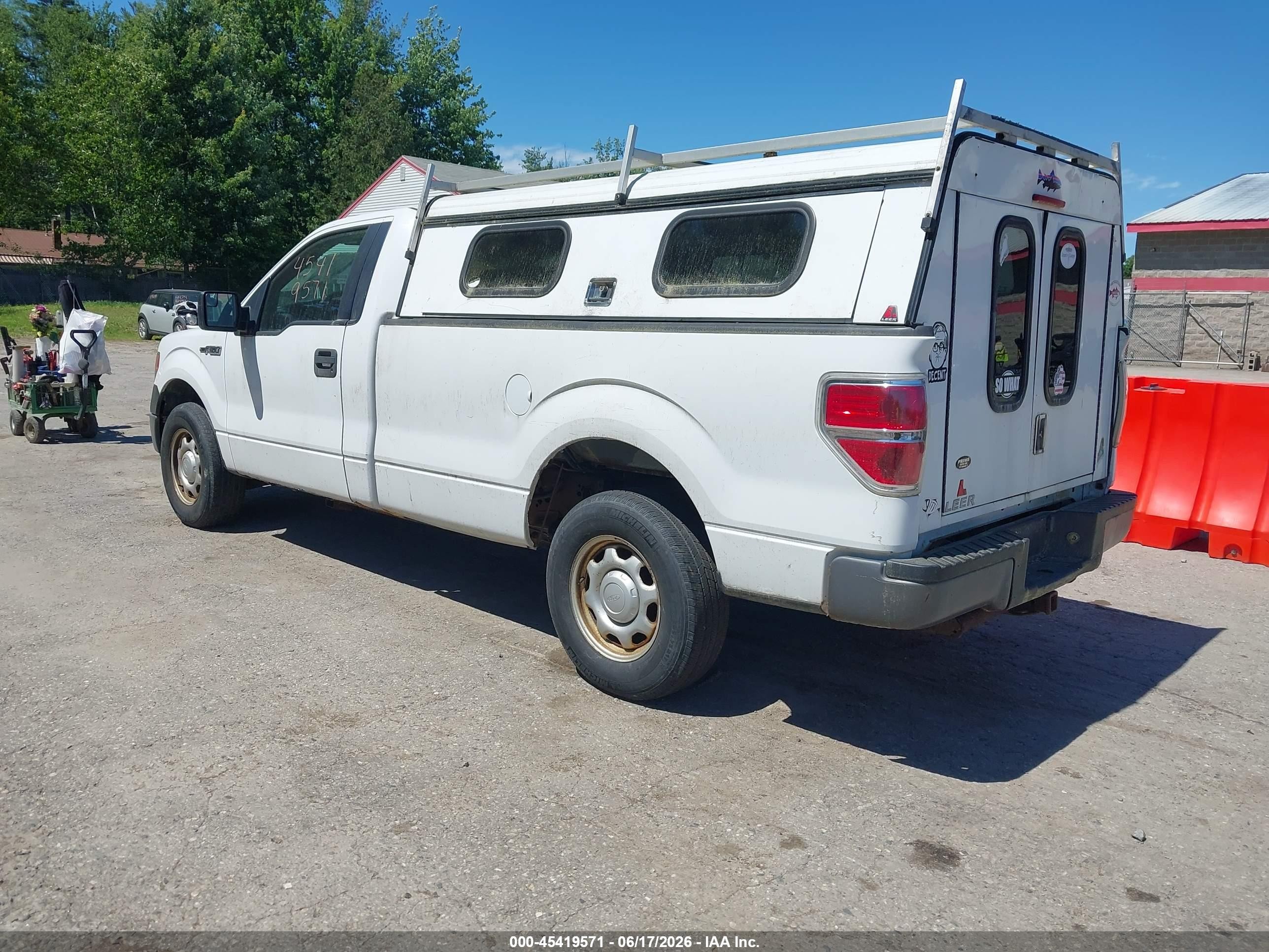 2011 Ford F-150 Xl White vin: 1FTMF1CM0BKD44813